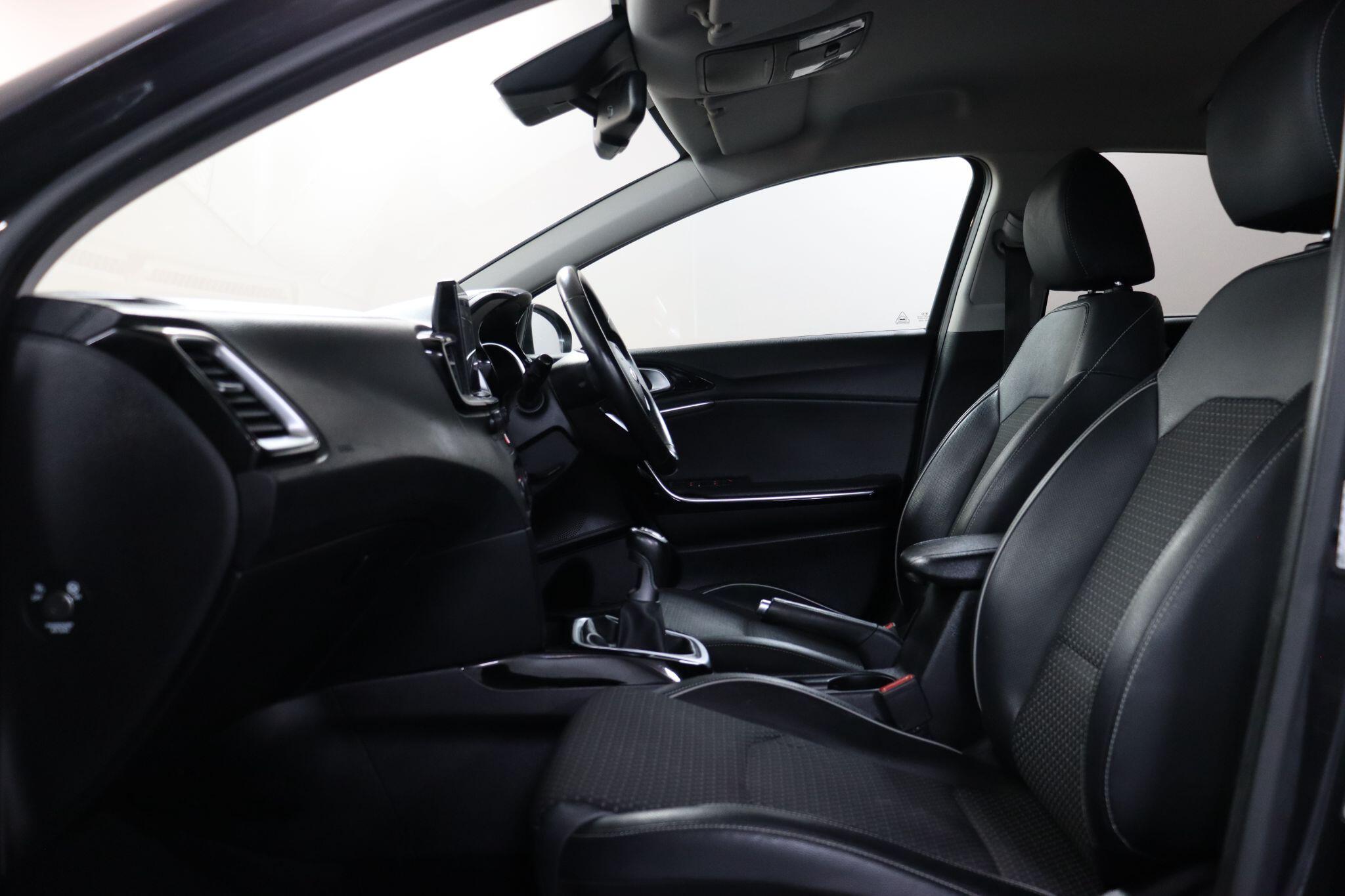 Kia Ceed view 43