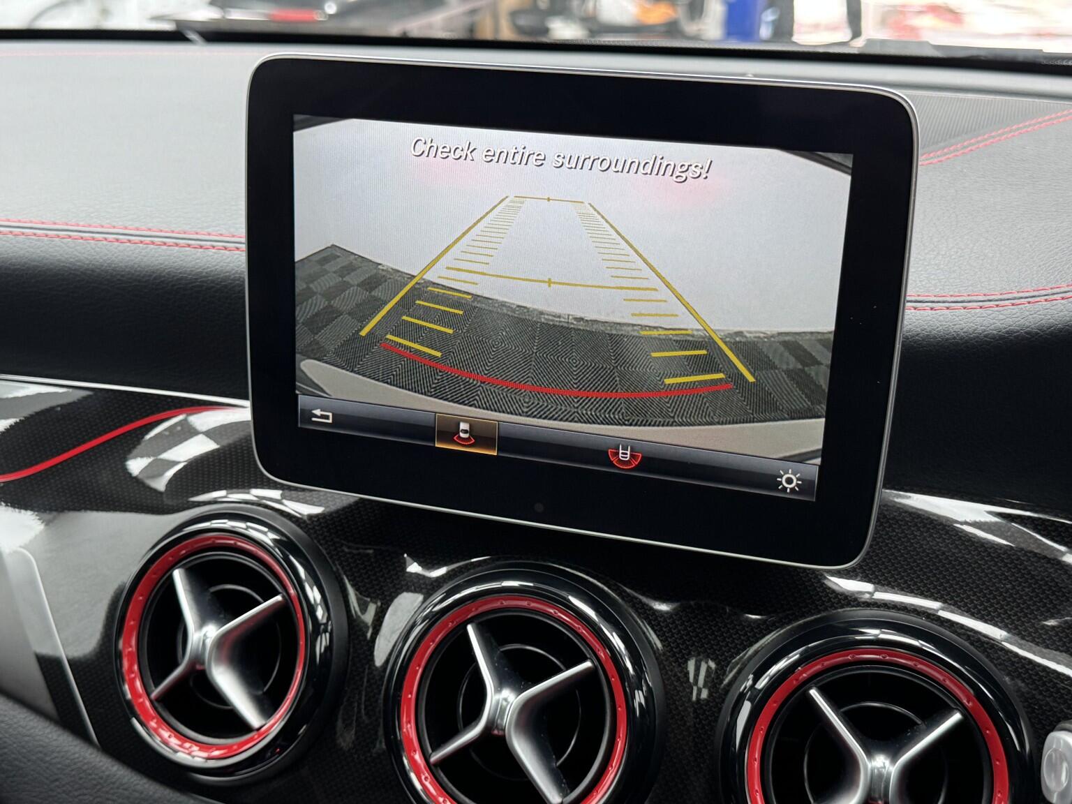 Mercedes-Benz Cla view 48