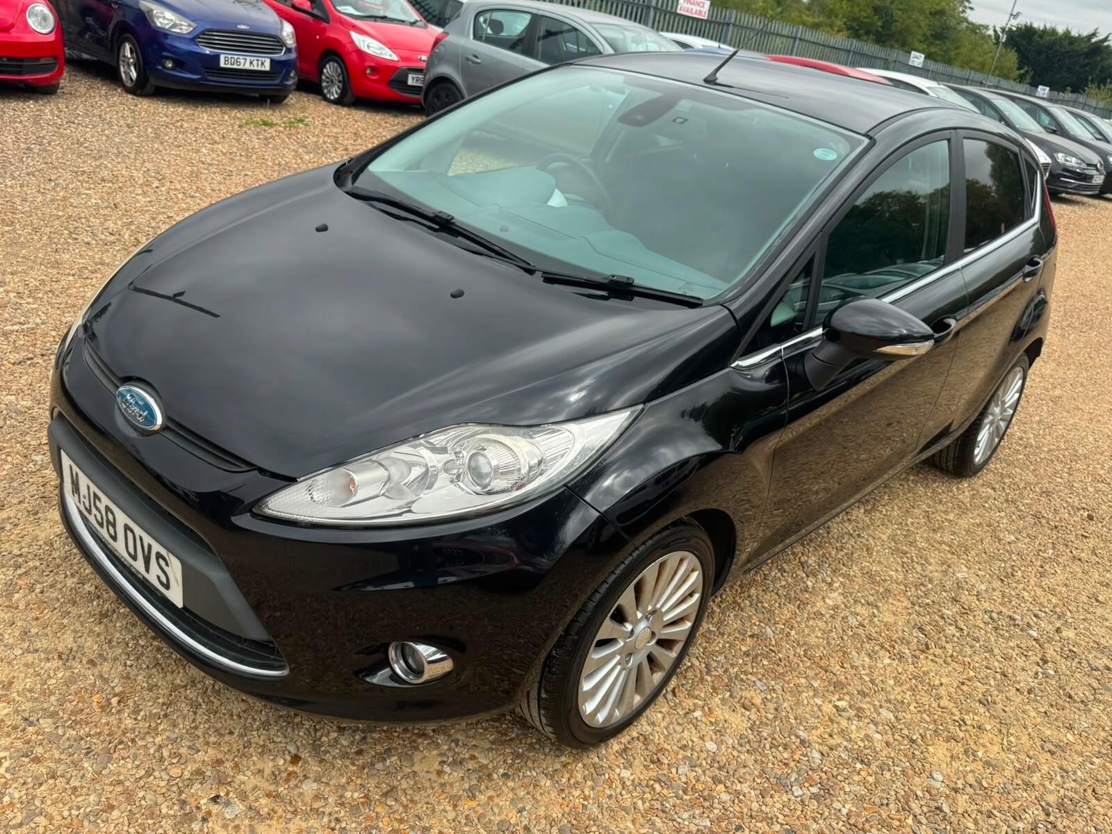 Ford Fiesta view 3