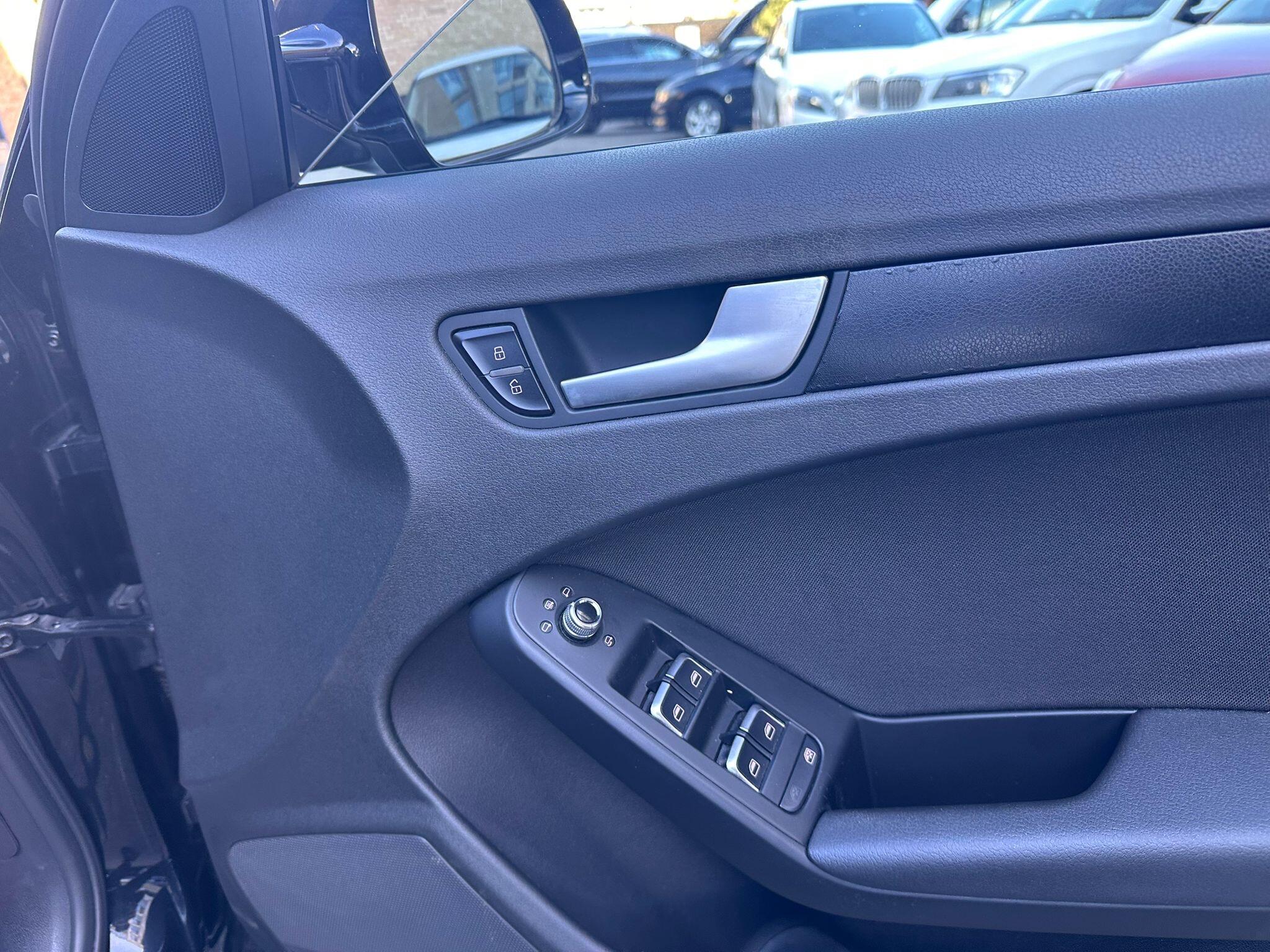 Audi A4 Avant view 29