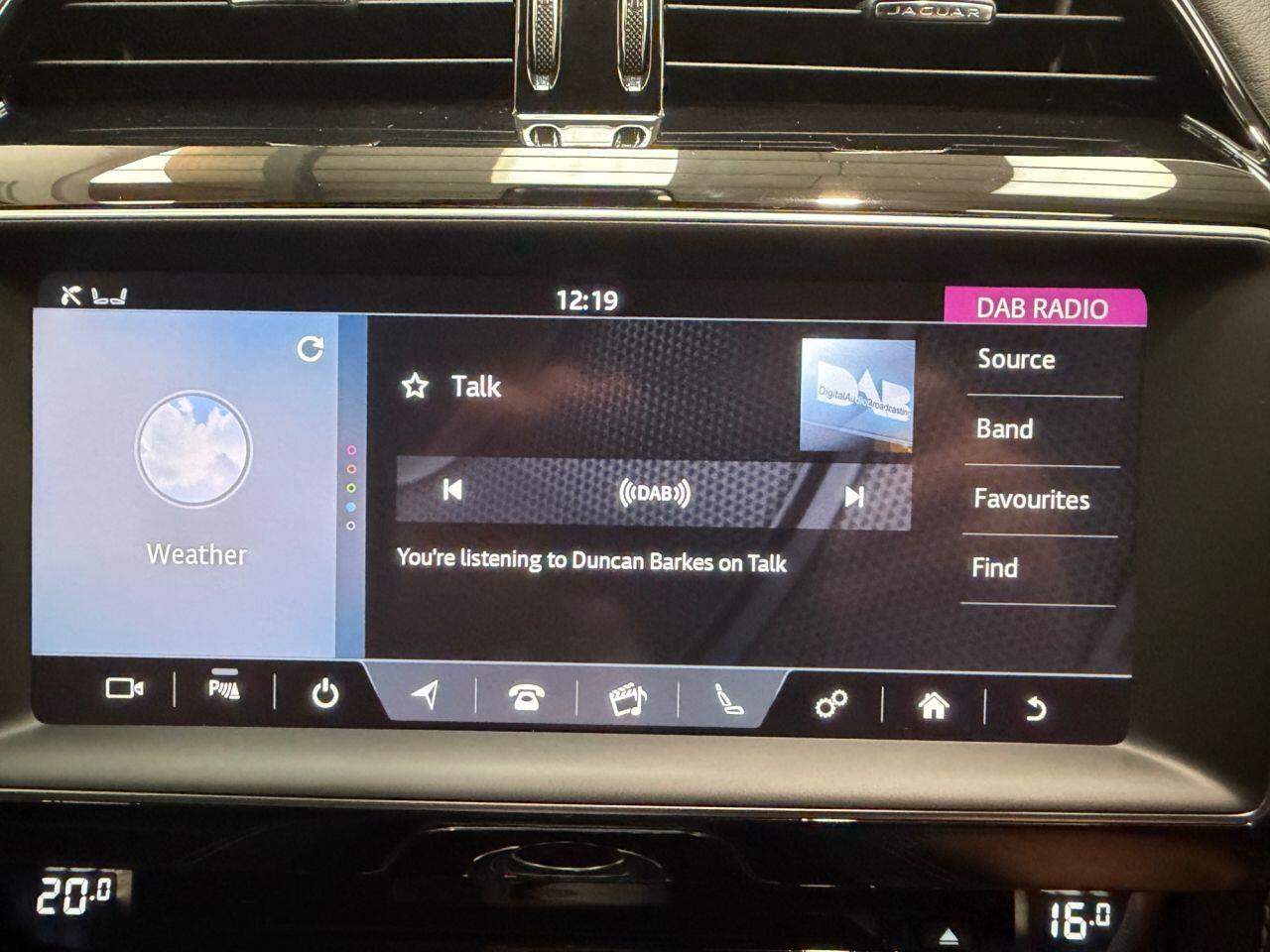 Jaguar F-Pace view 42