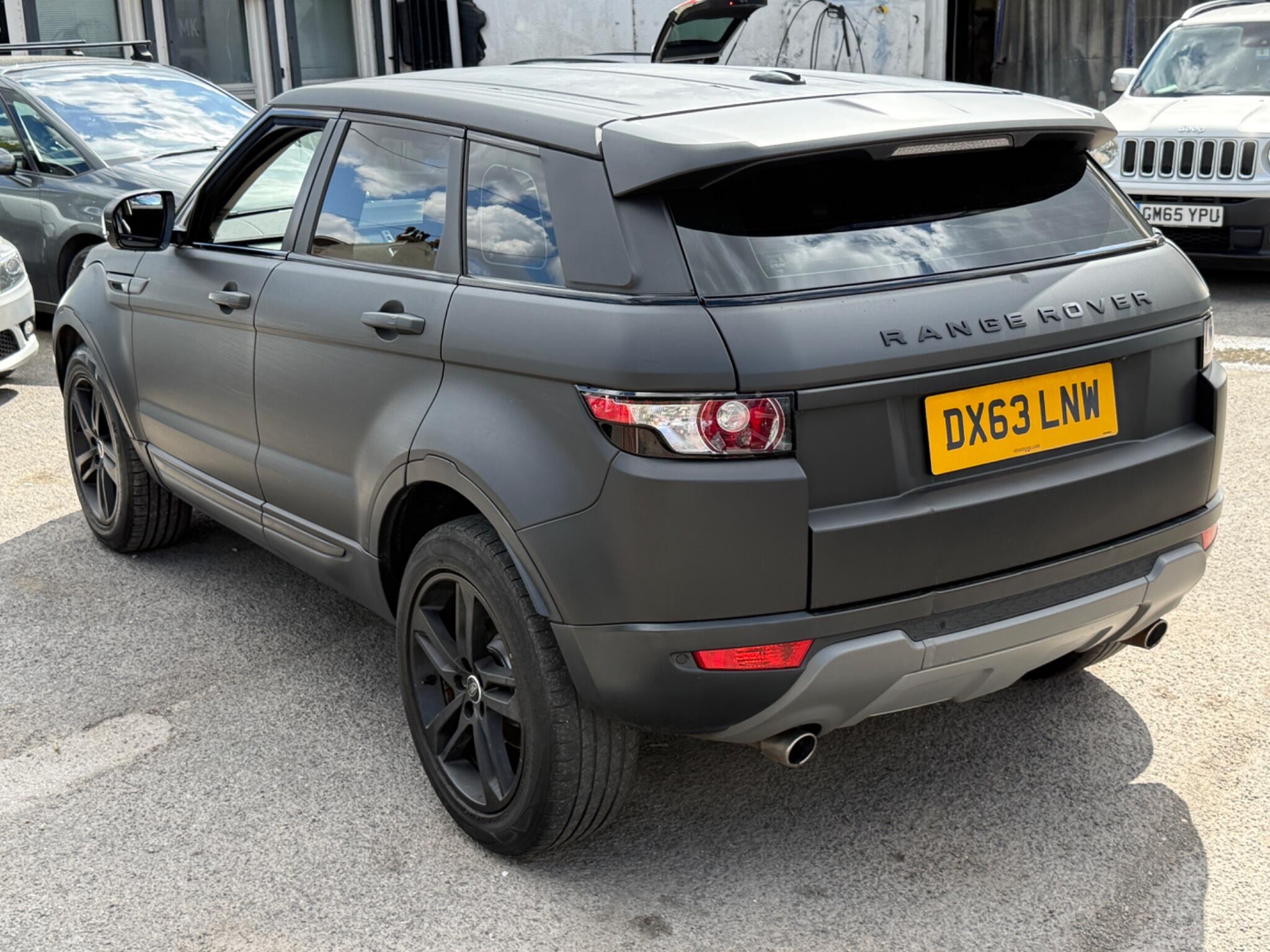 Land Rover Range Rover Evoque - Image 14