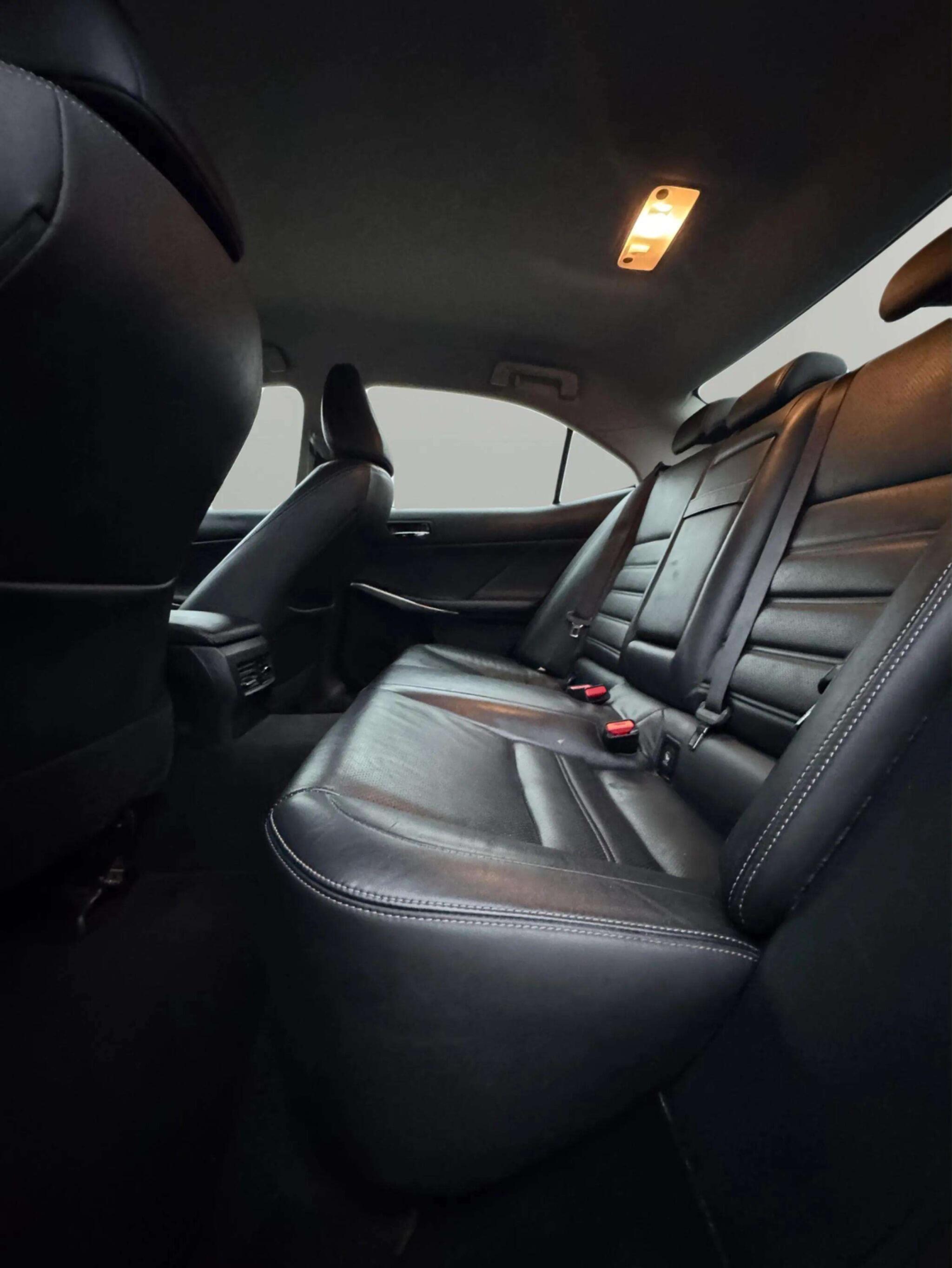 Lexus Is view 62