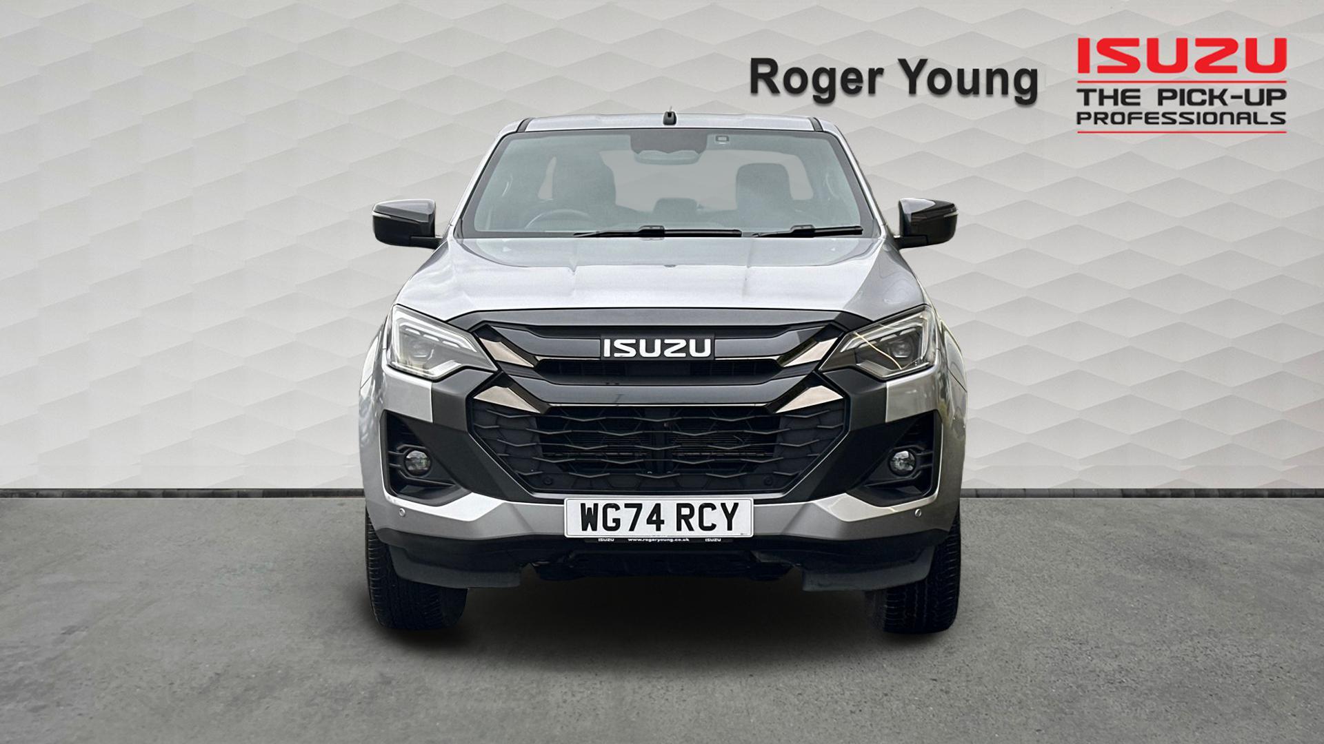 Isuzu D-Max view 7