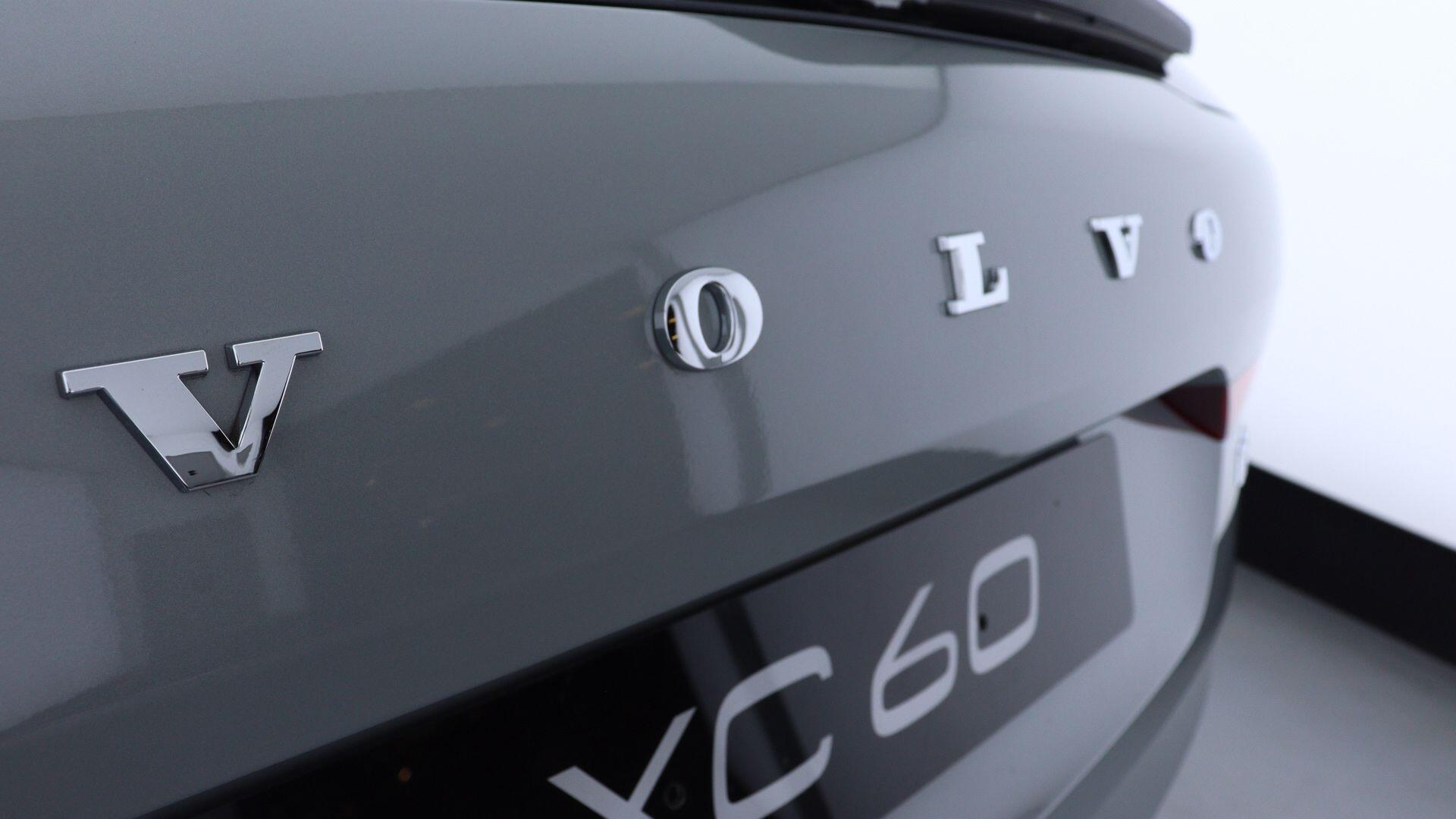 Volvo XC60 view 22