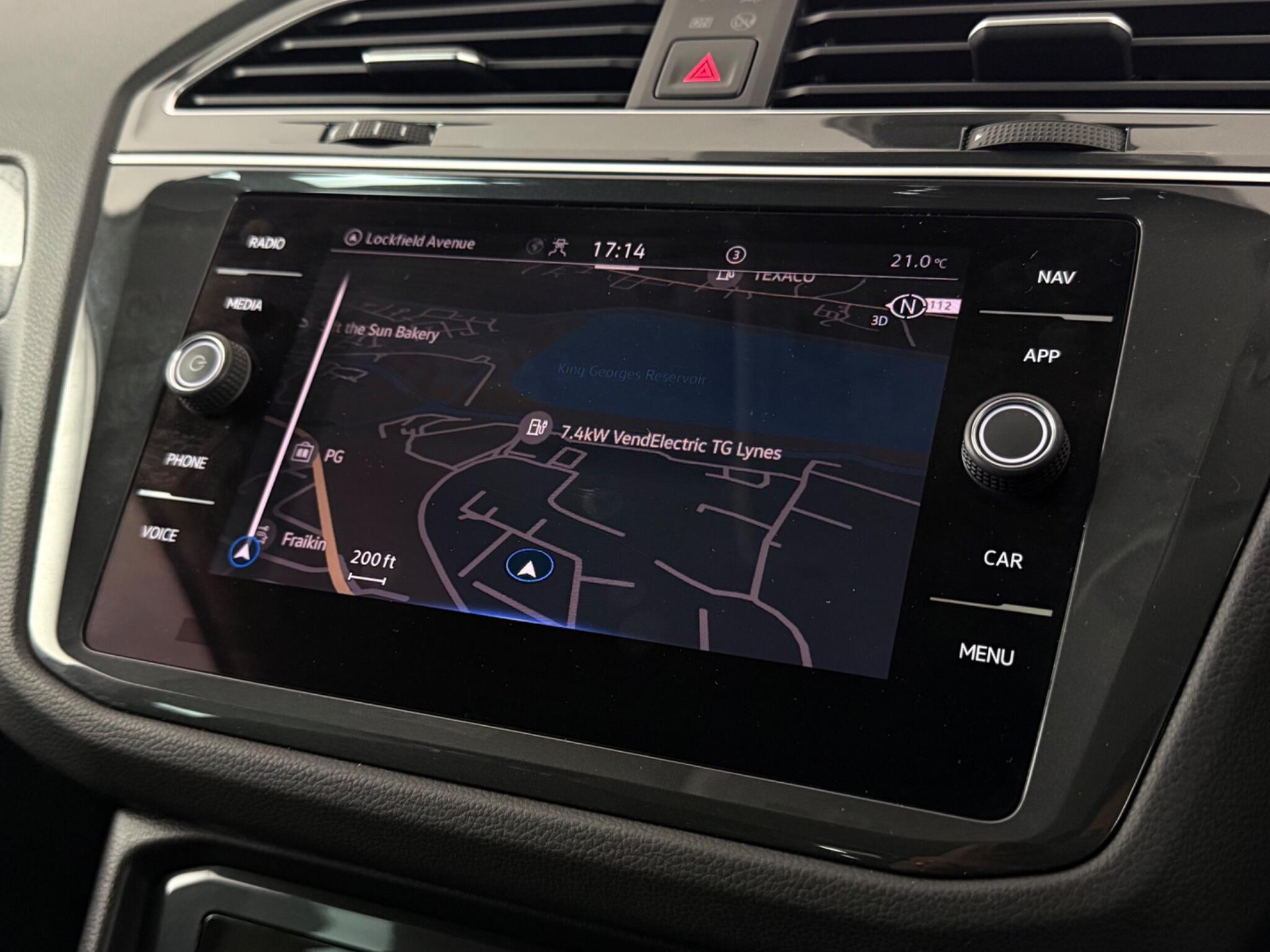 Volkswagen Tiguan view 25