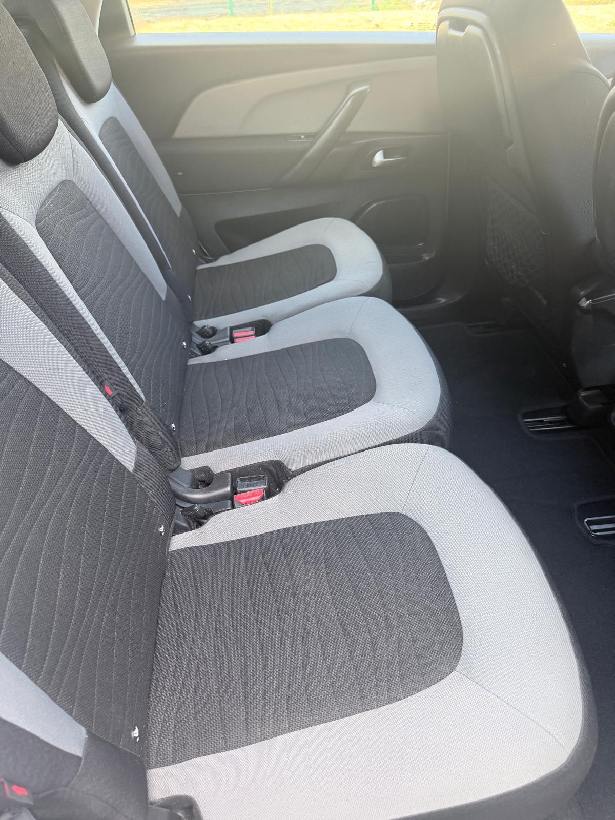Citroen C4 Picasso view 14