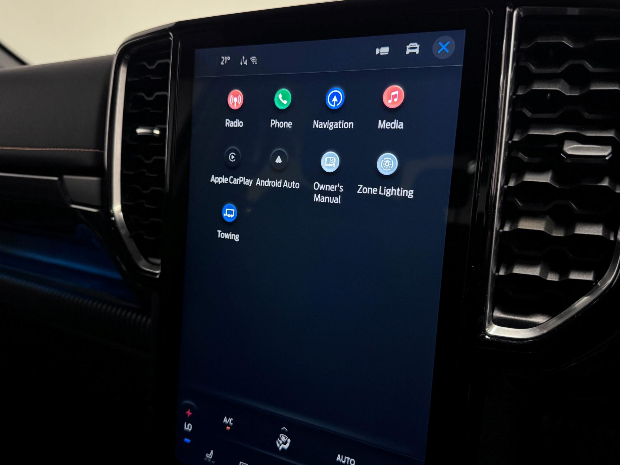 Ford Ranger view 9