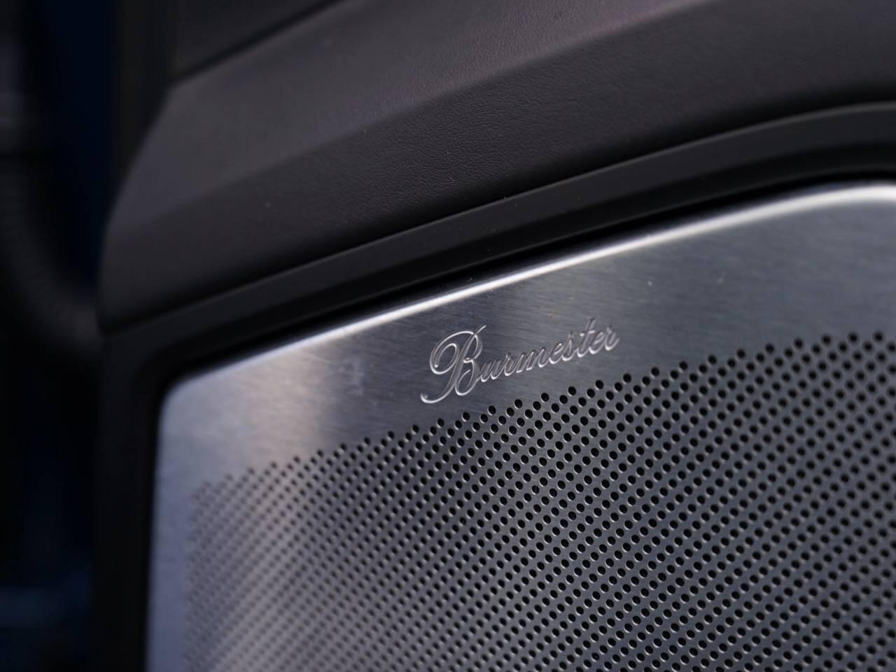 Porsche Cayenne view 40