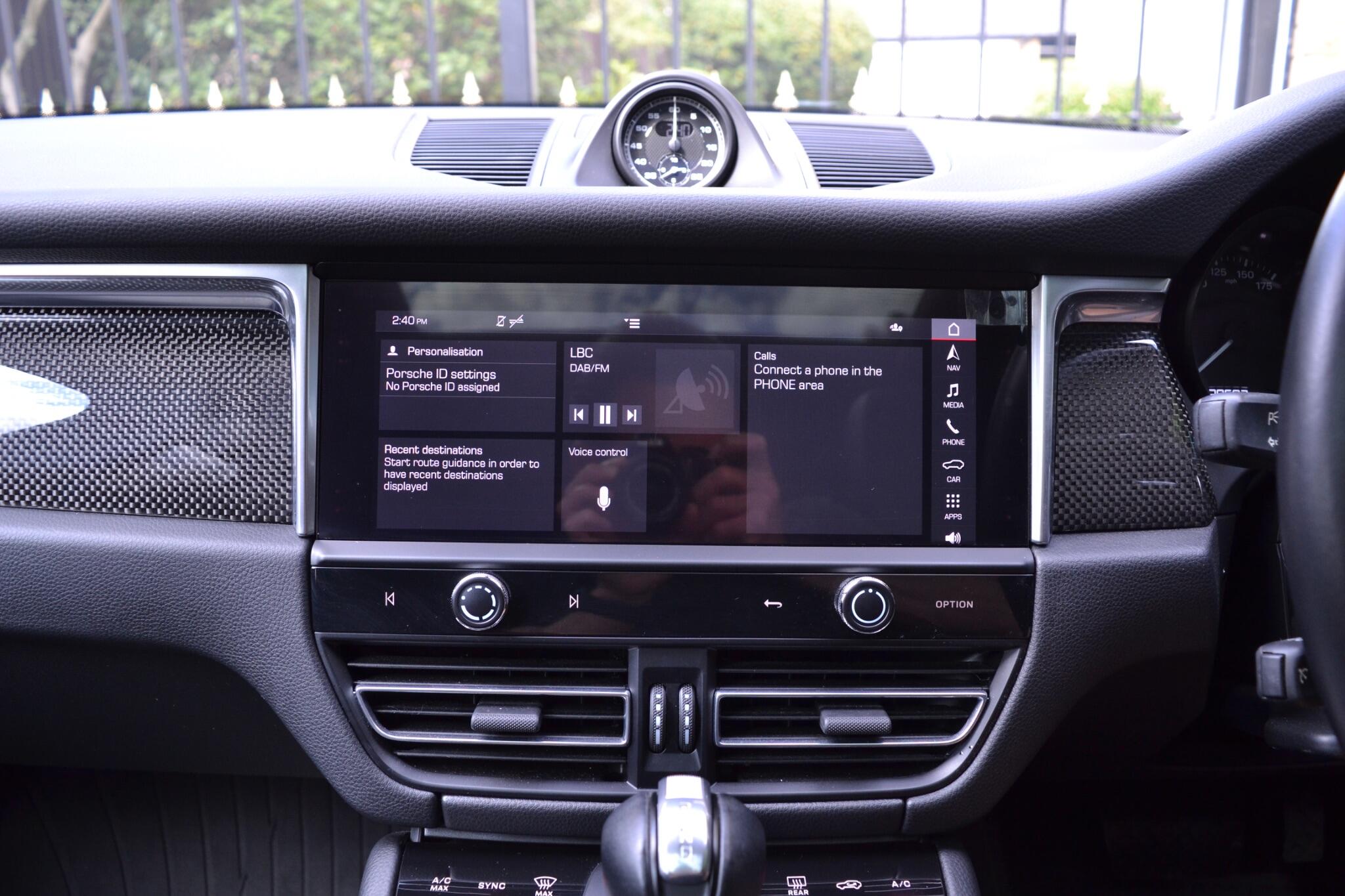 Porsche Macan view 32