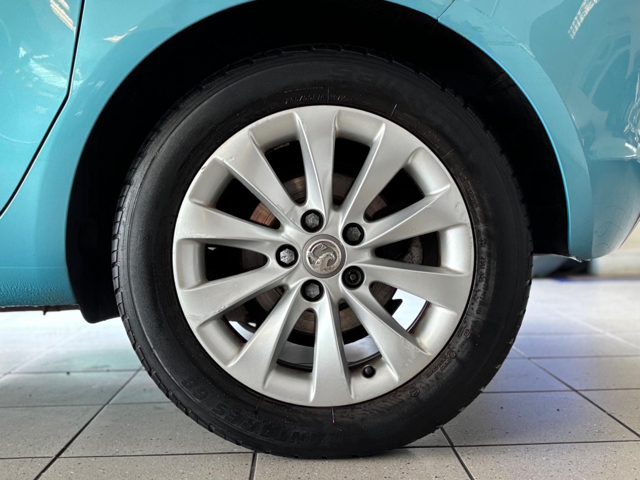 Vauxhall Meriva view 18