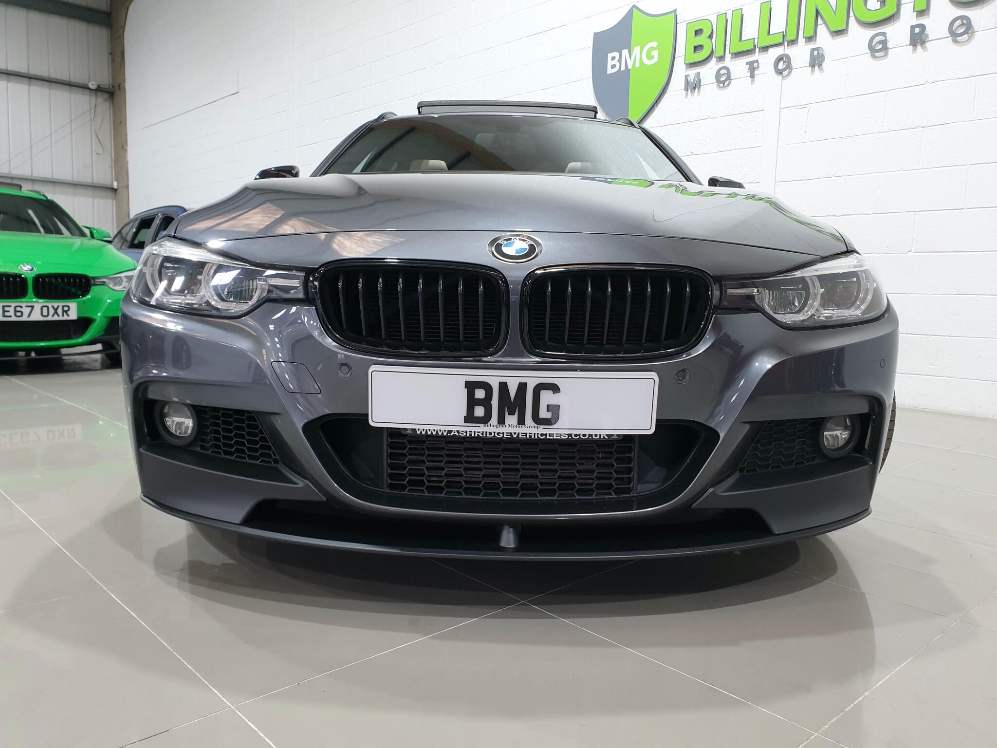 BMW 3 Series view 14