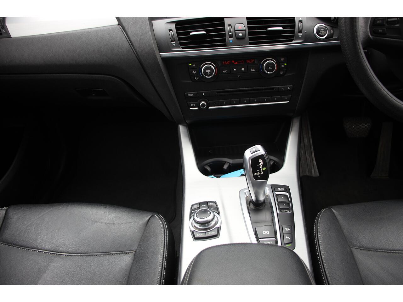 BMW X3 view 18