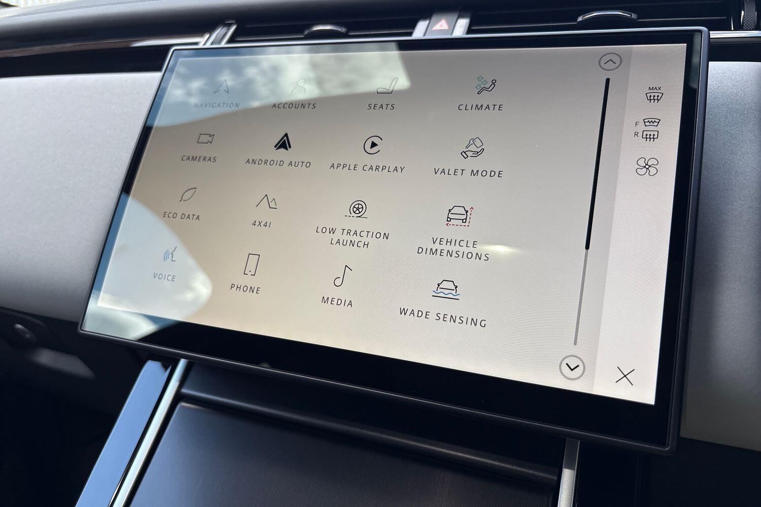 Land Rover Range Rover Velar view 39