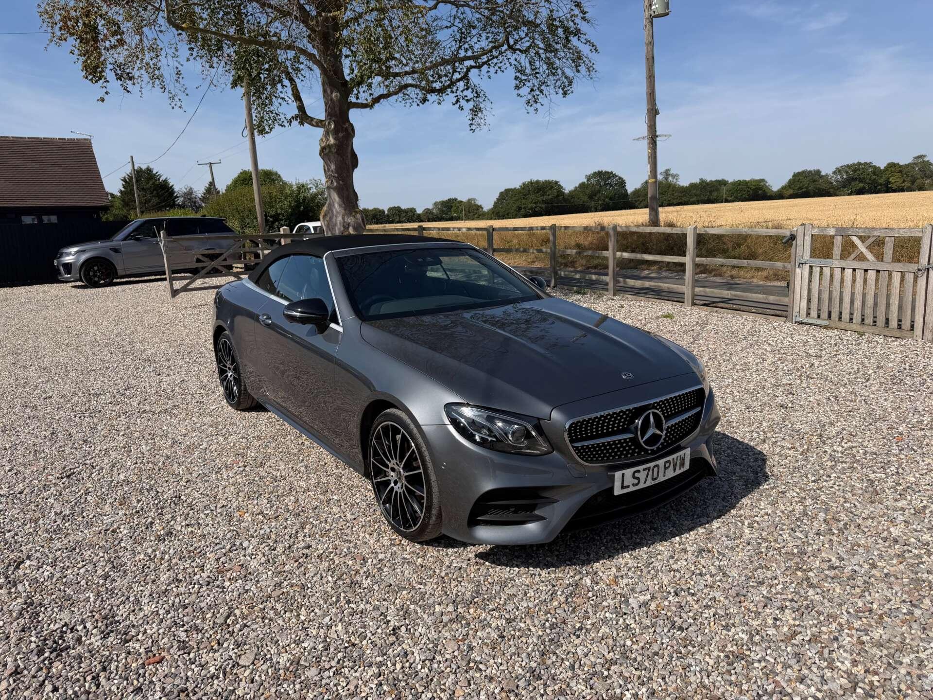 Mercedes-Benz E-Class view 4