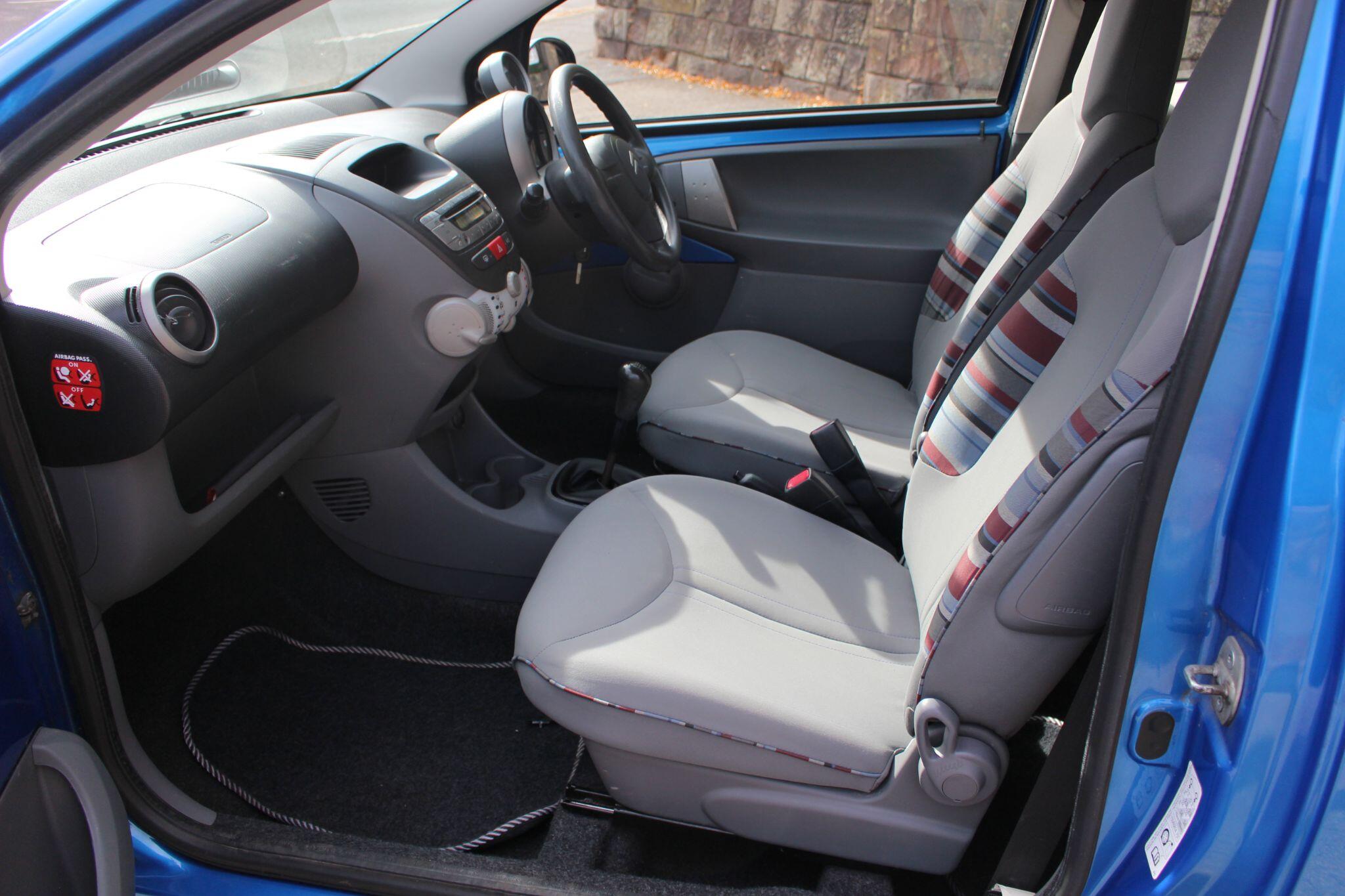 Citroen C1 view 11