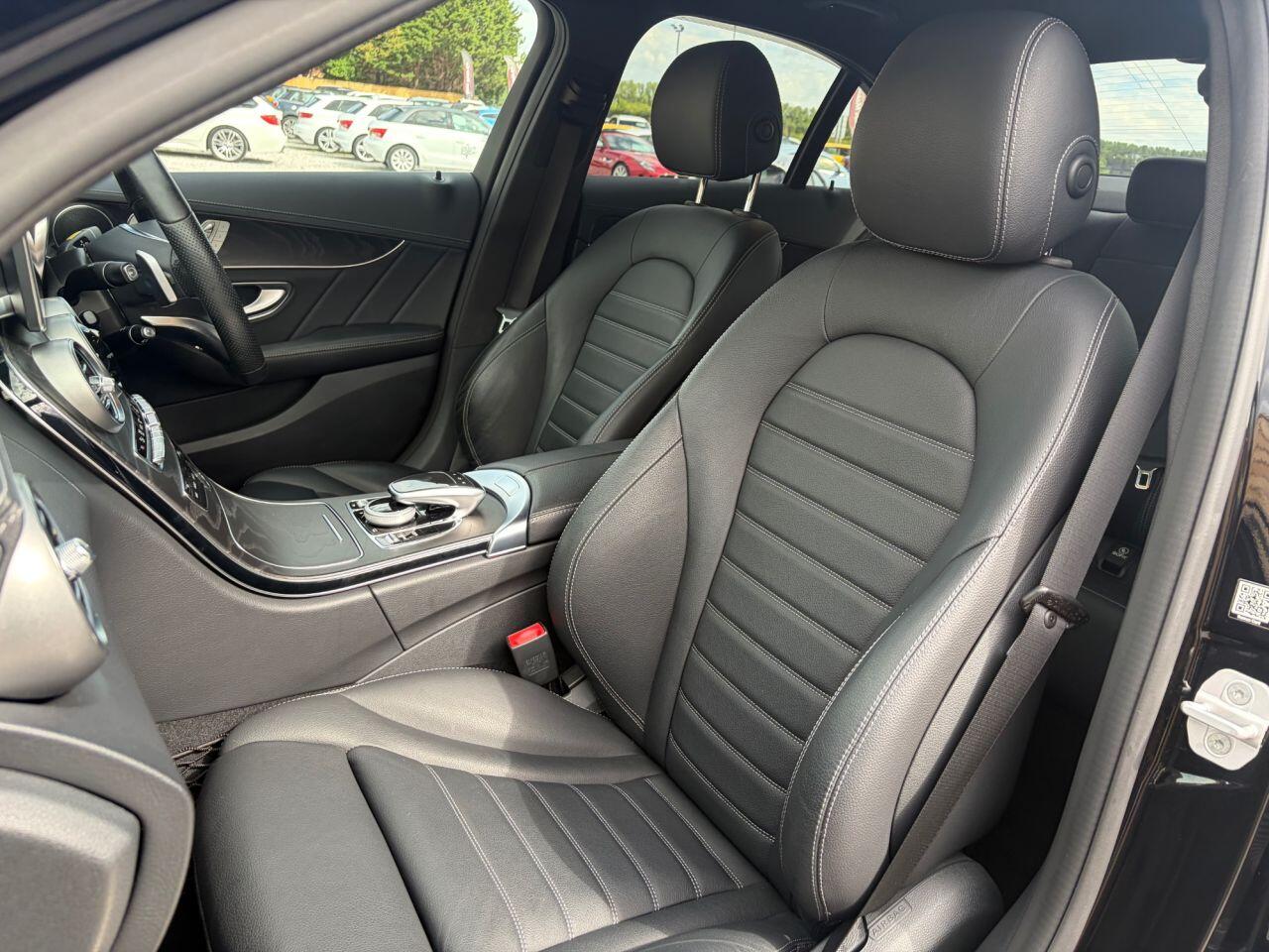 Mercedes-Benz C-Class view 17