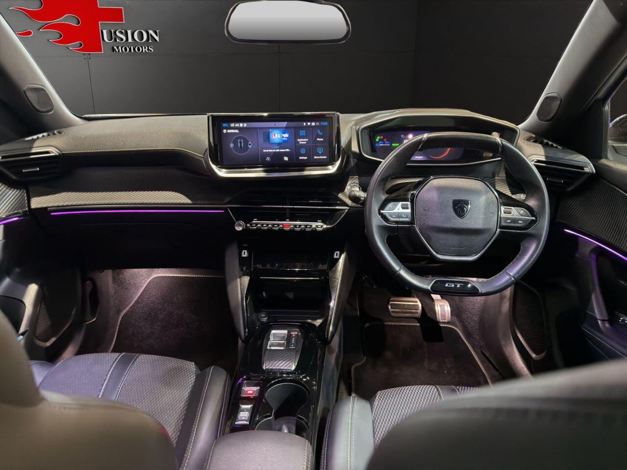 Peugeot E-2008 view 7