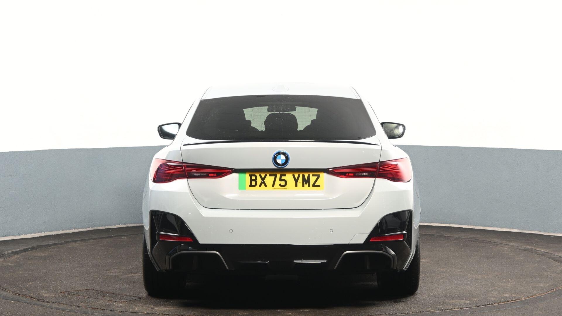 BMW I4 view 15