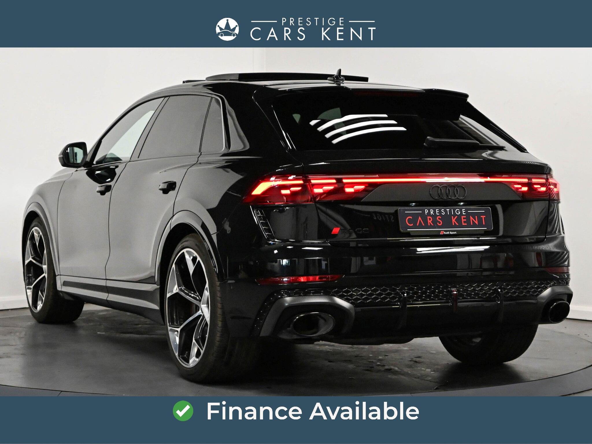 Audi RSQ8 view 3