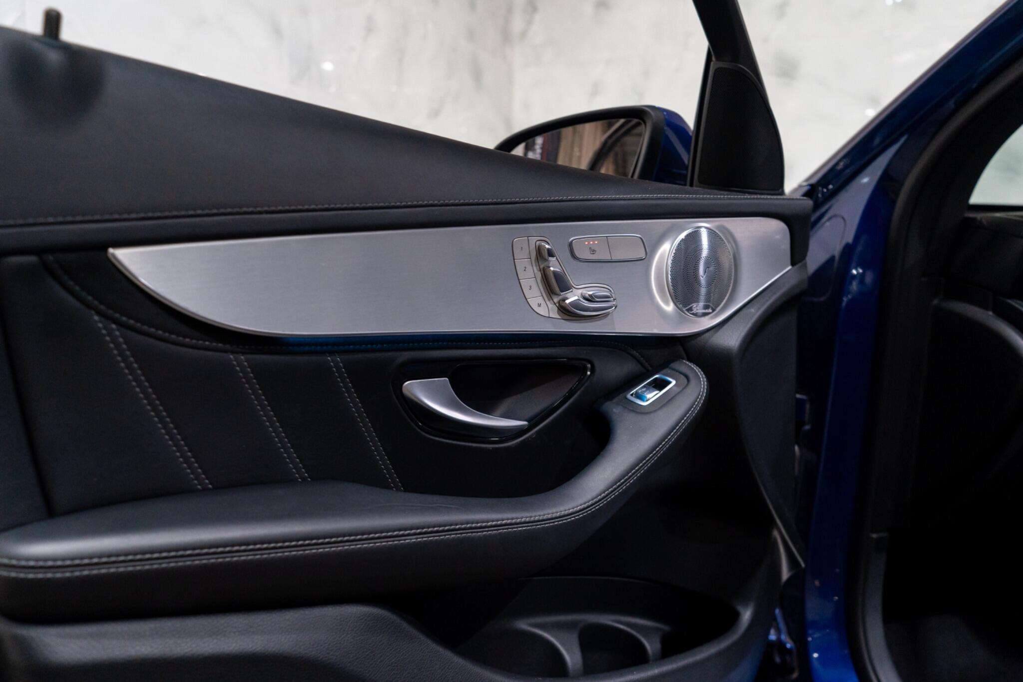 Mercedes-Benz GLC view 23