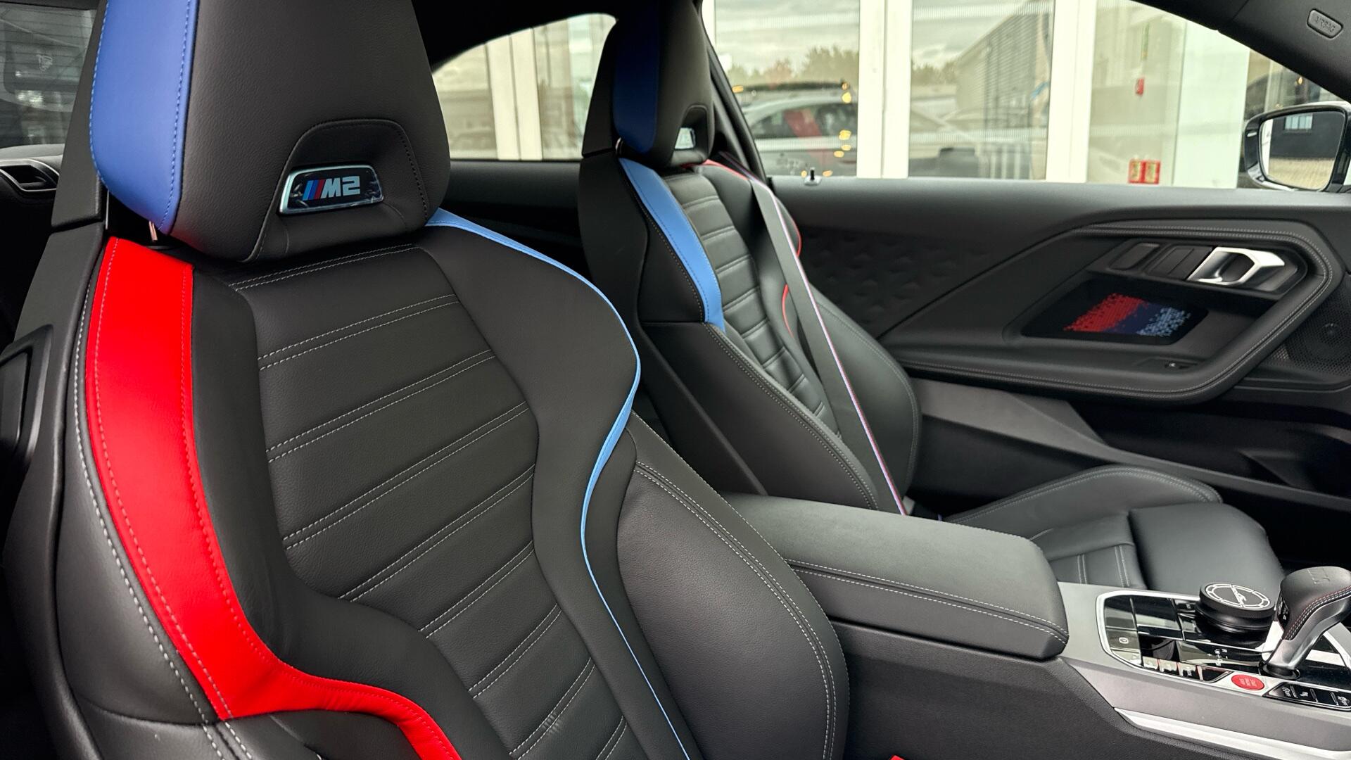 BMW M2 view 11
