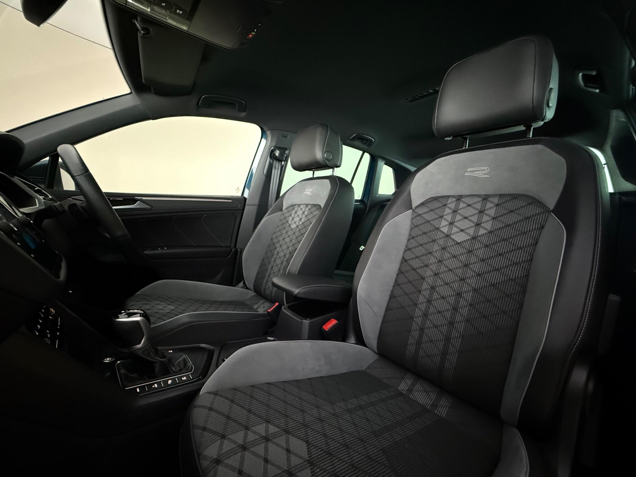 Volkswagen Tiguan view 31