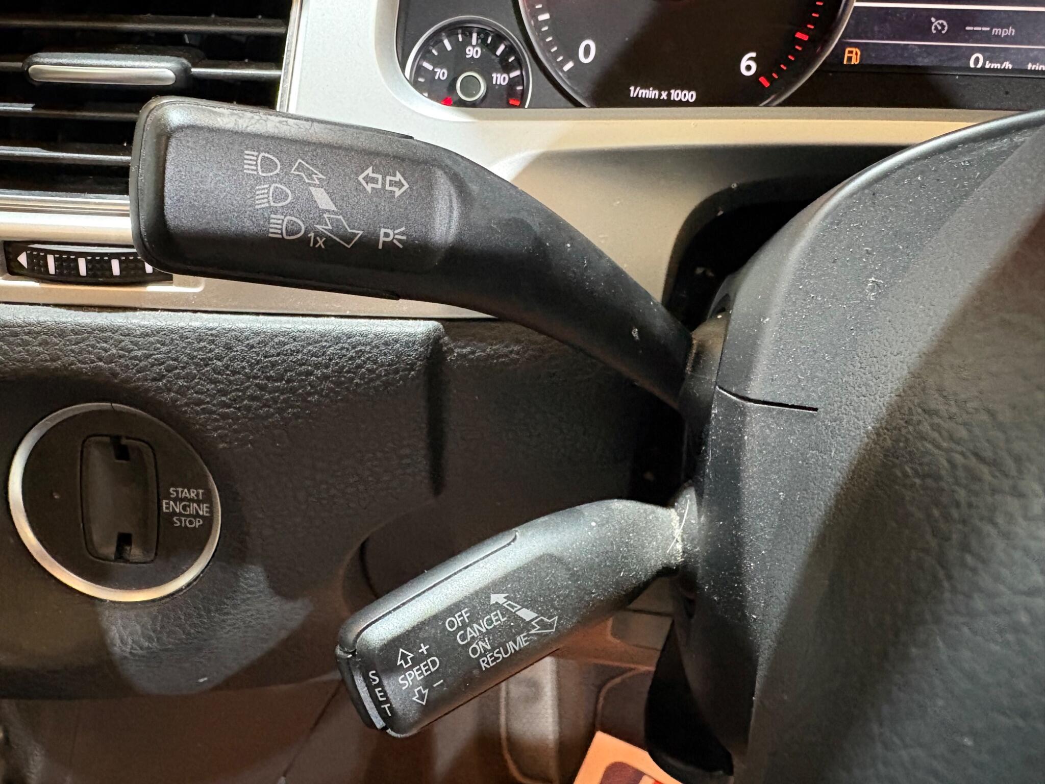 Volkswagen Touareg view 31