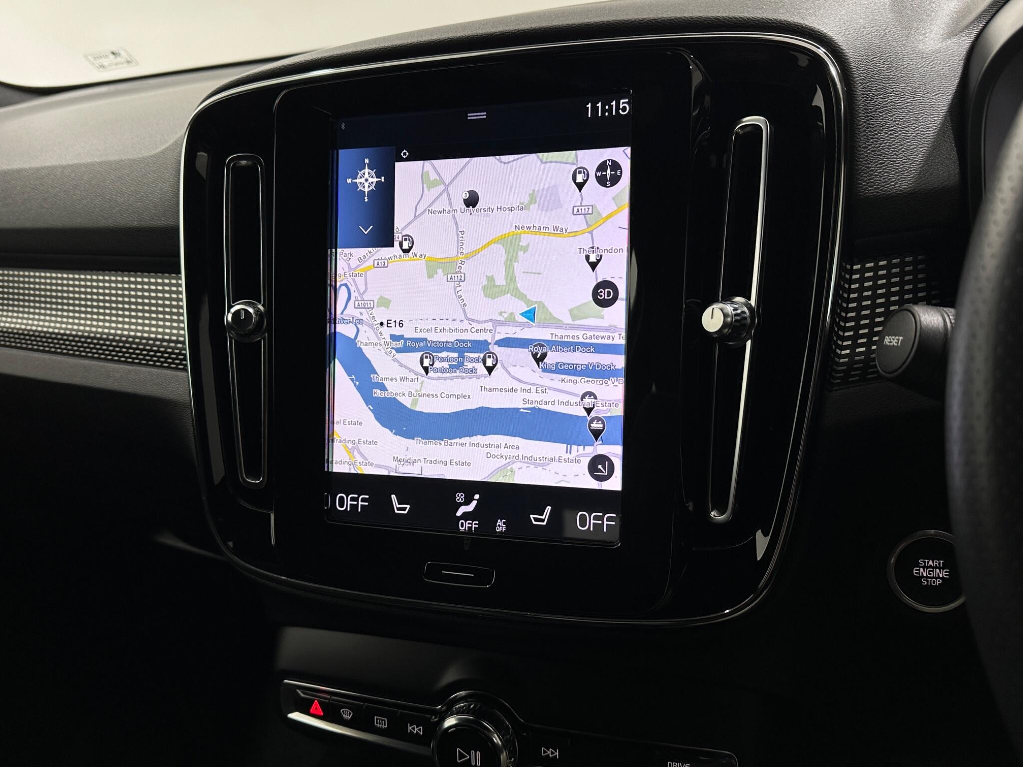 Volvo XC40 view 22