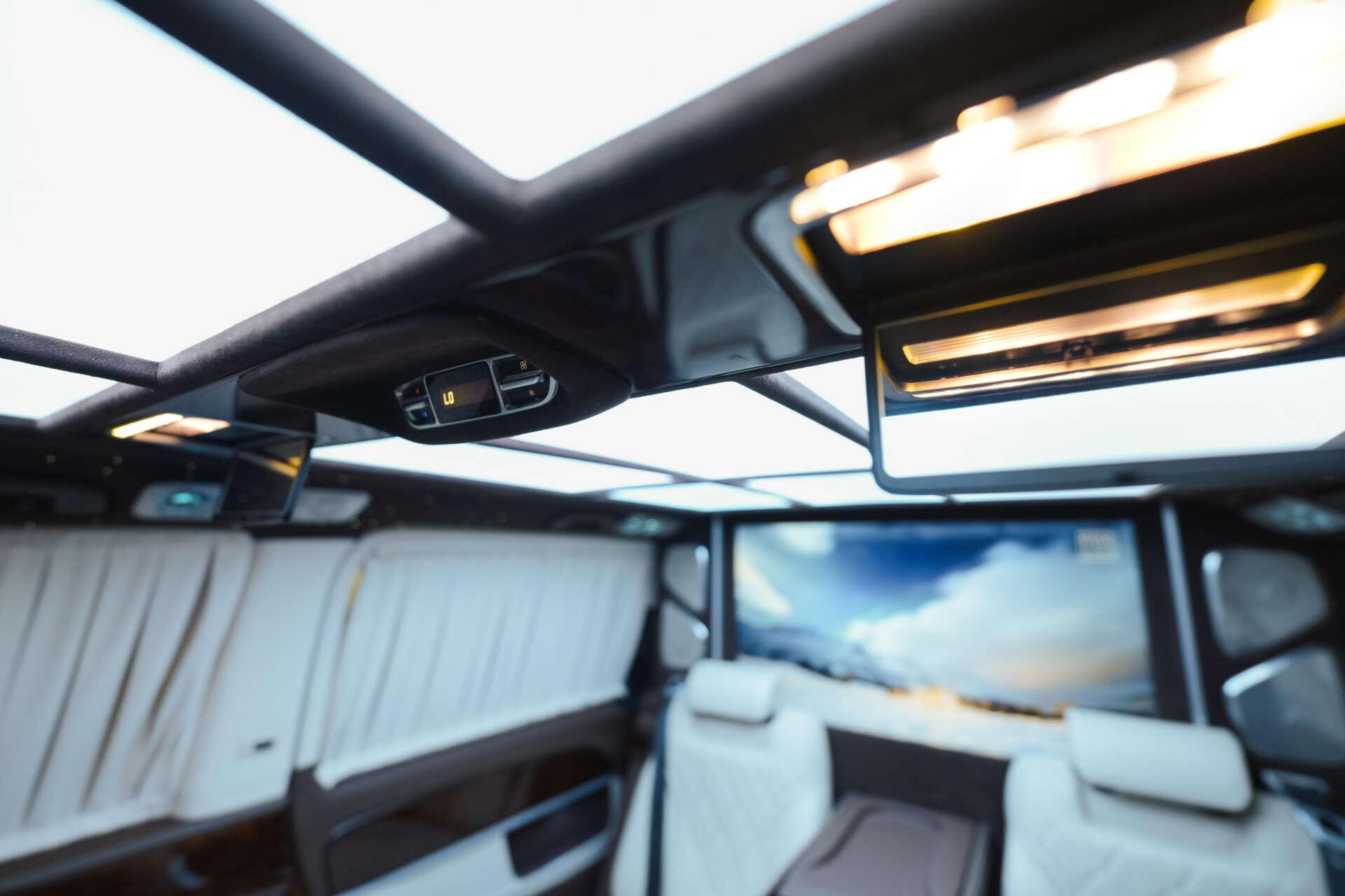 Mercedes-Benz V Class view 15