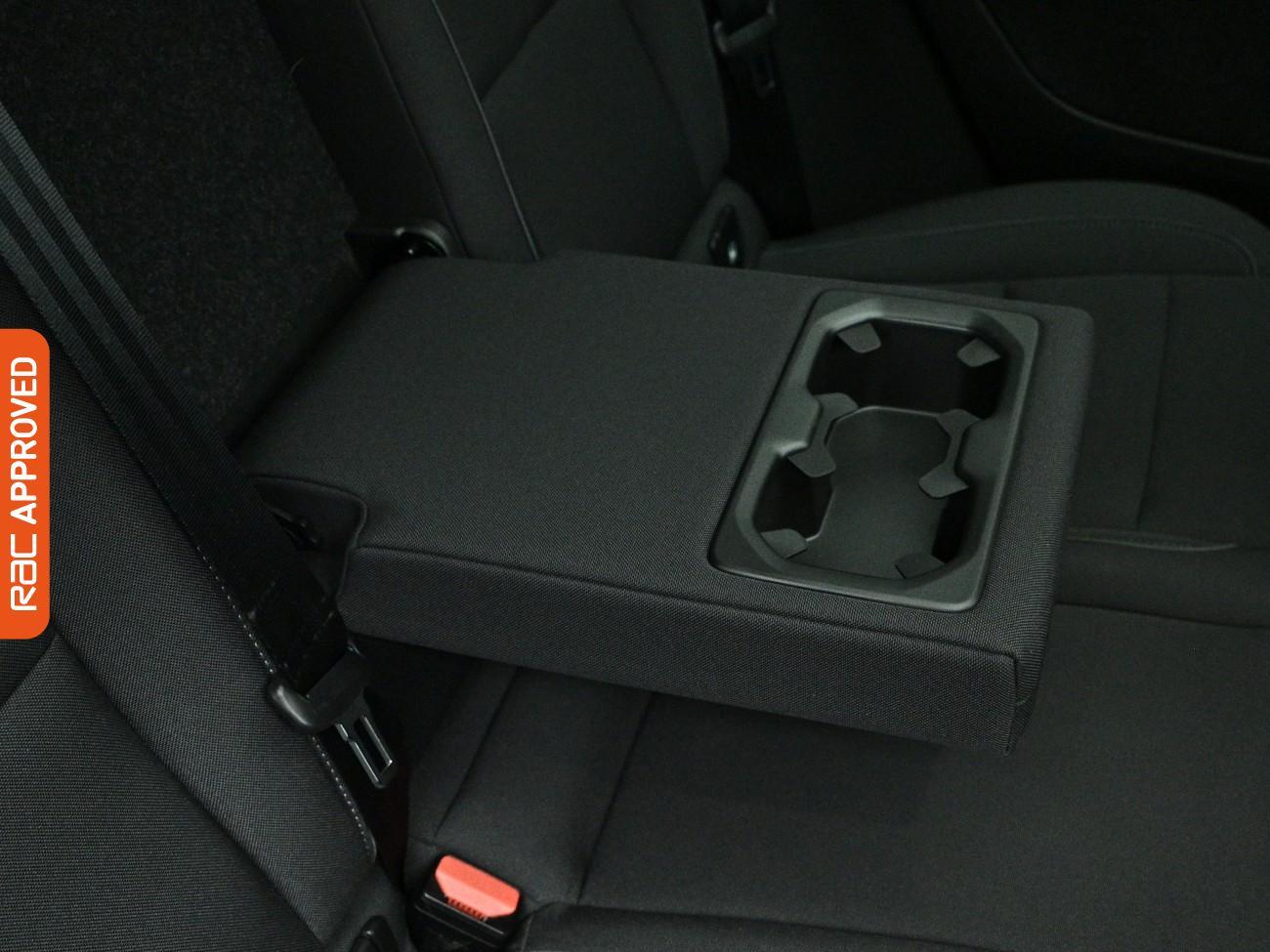 Volvo C40 view 28