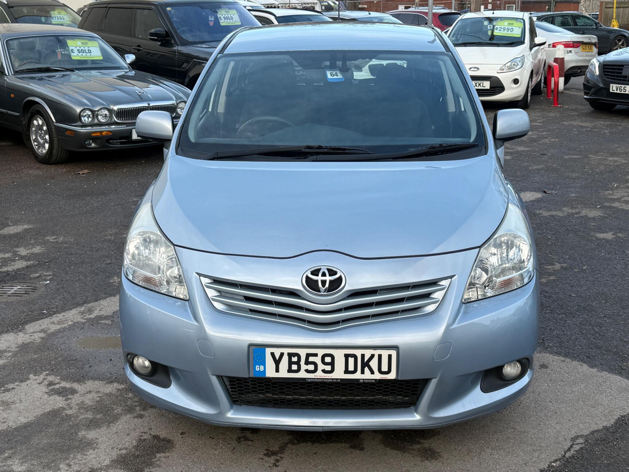 Toyota Verso - Image 8