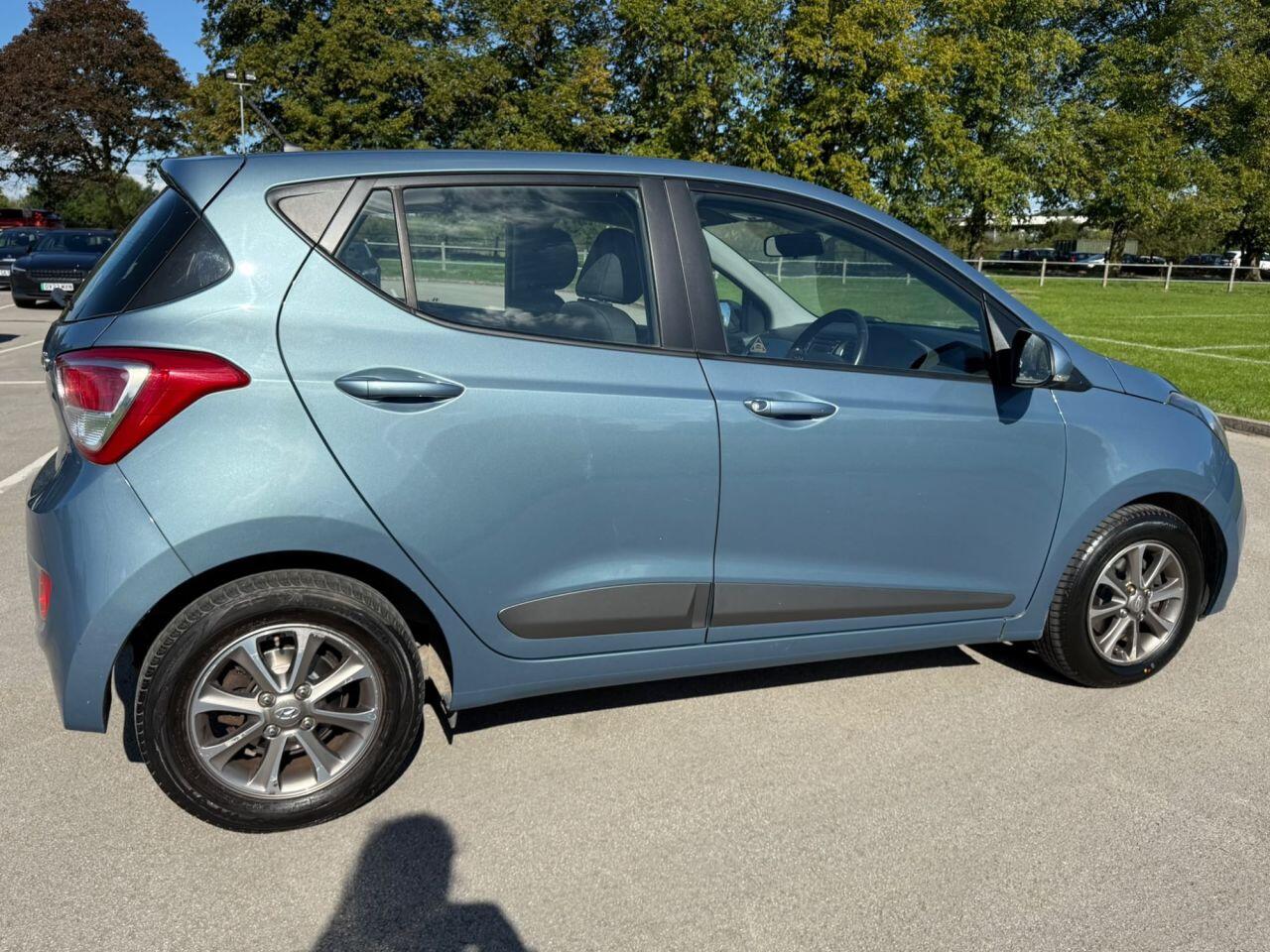 Hyundai I10 view 45