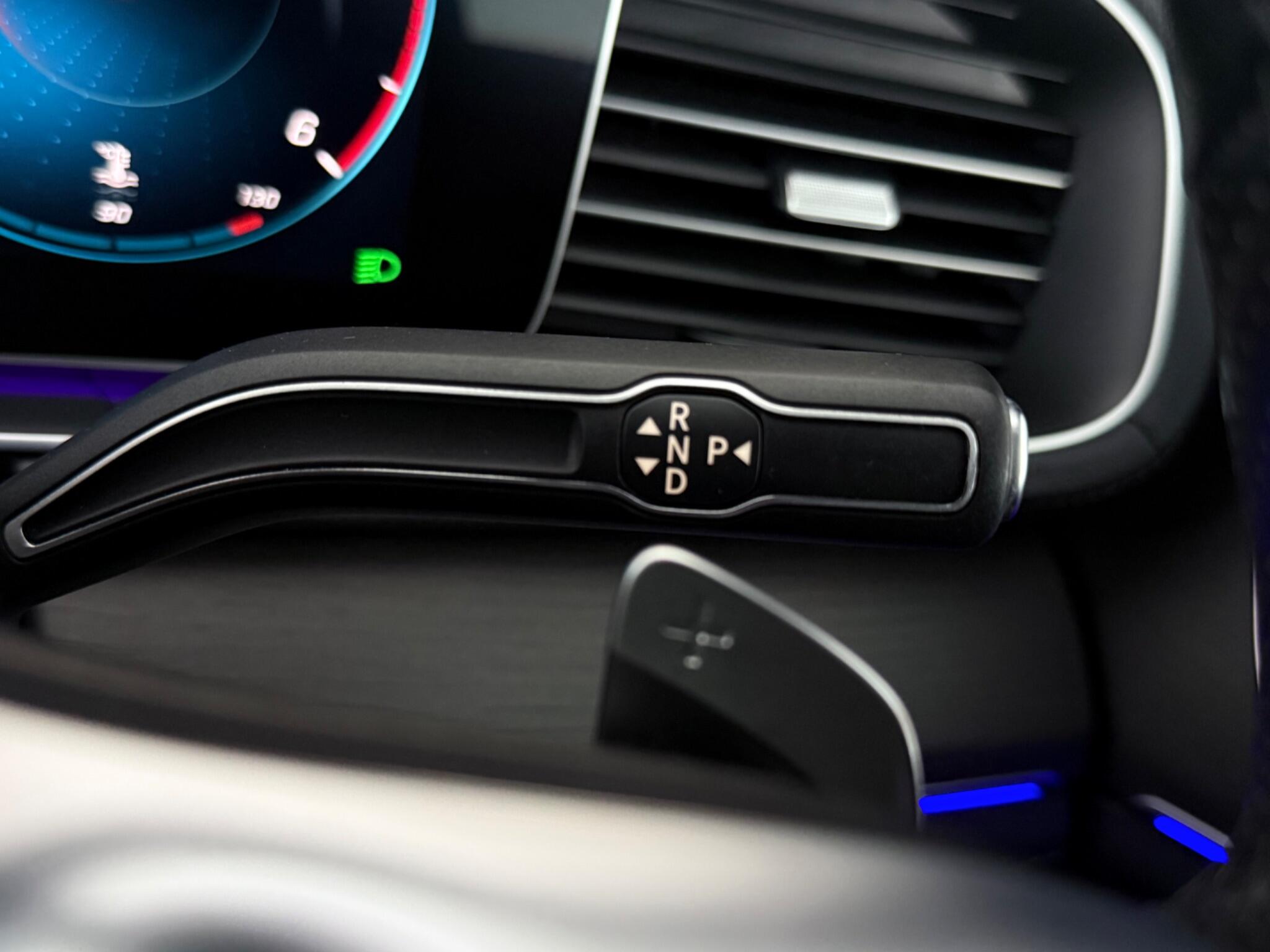 Mercedes-Benz GLE view 19