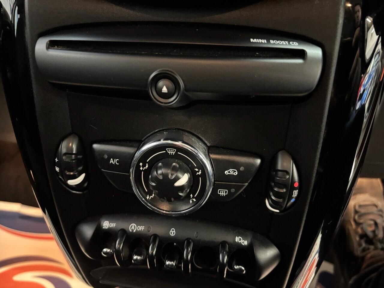 MINI Countryman view 33