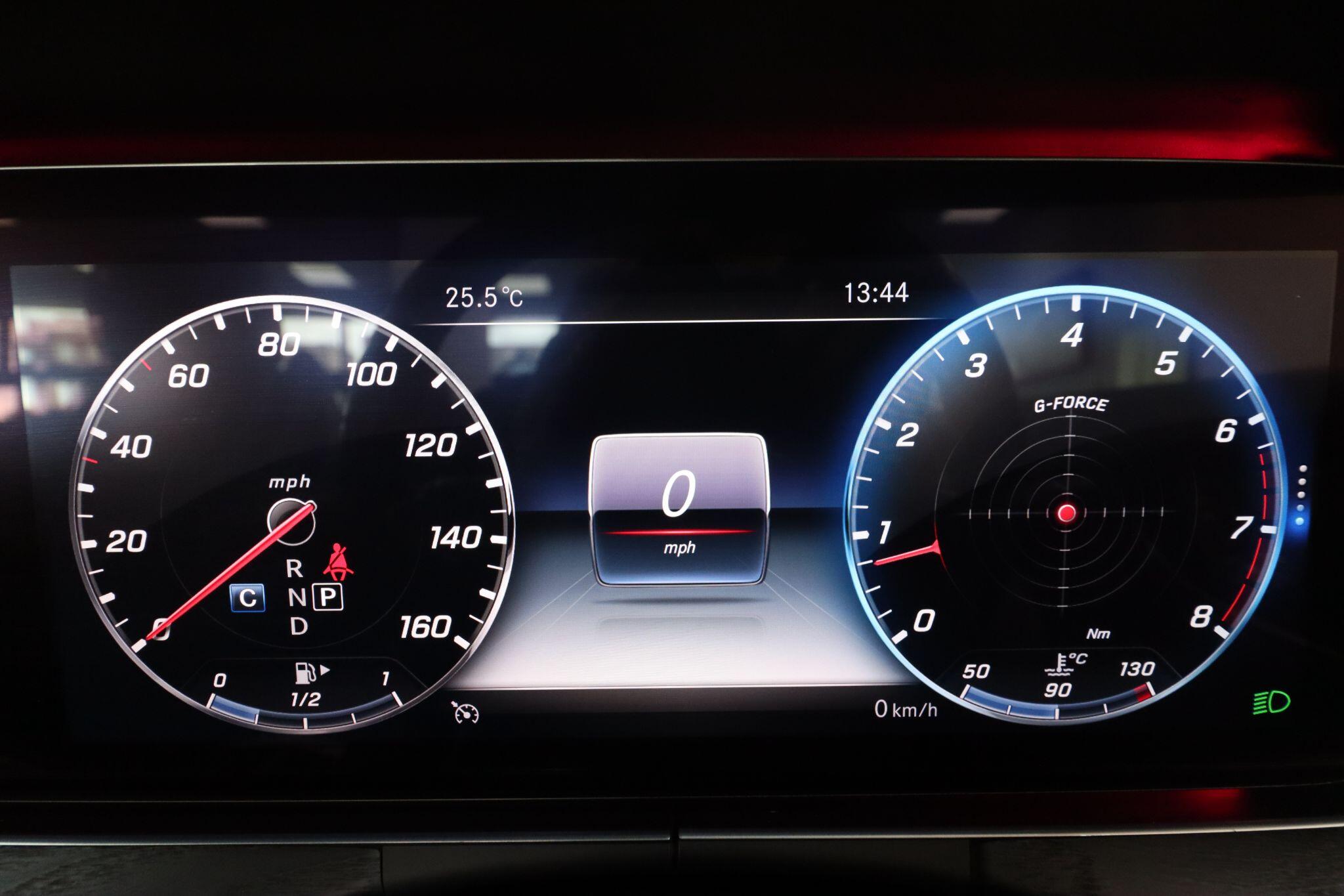 Mercedes-Benz E Class view 43