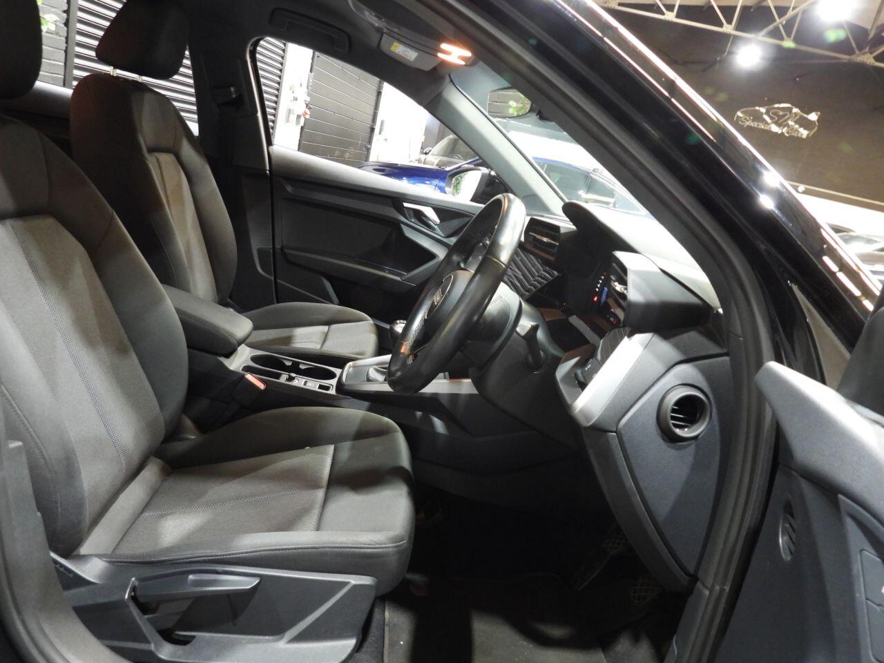 Audi A3 view 27