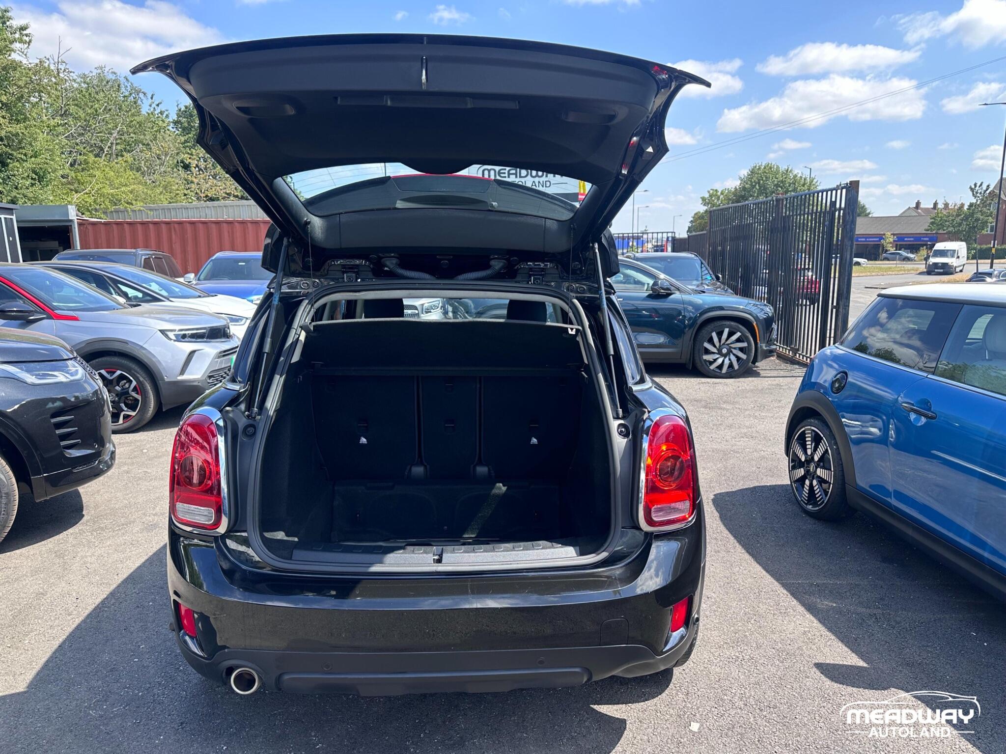 Mini Countryman view 36