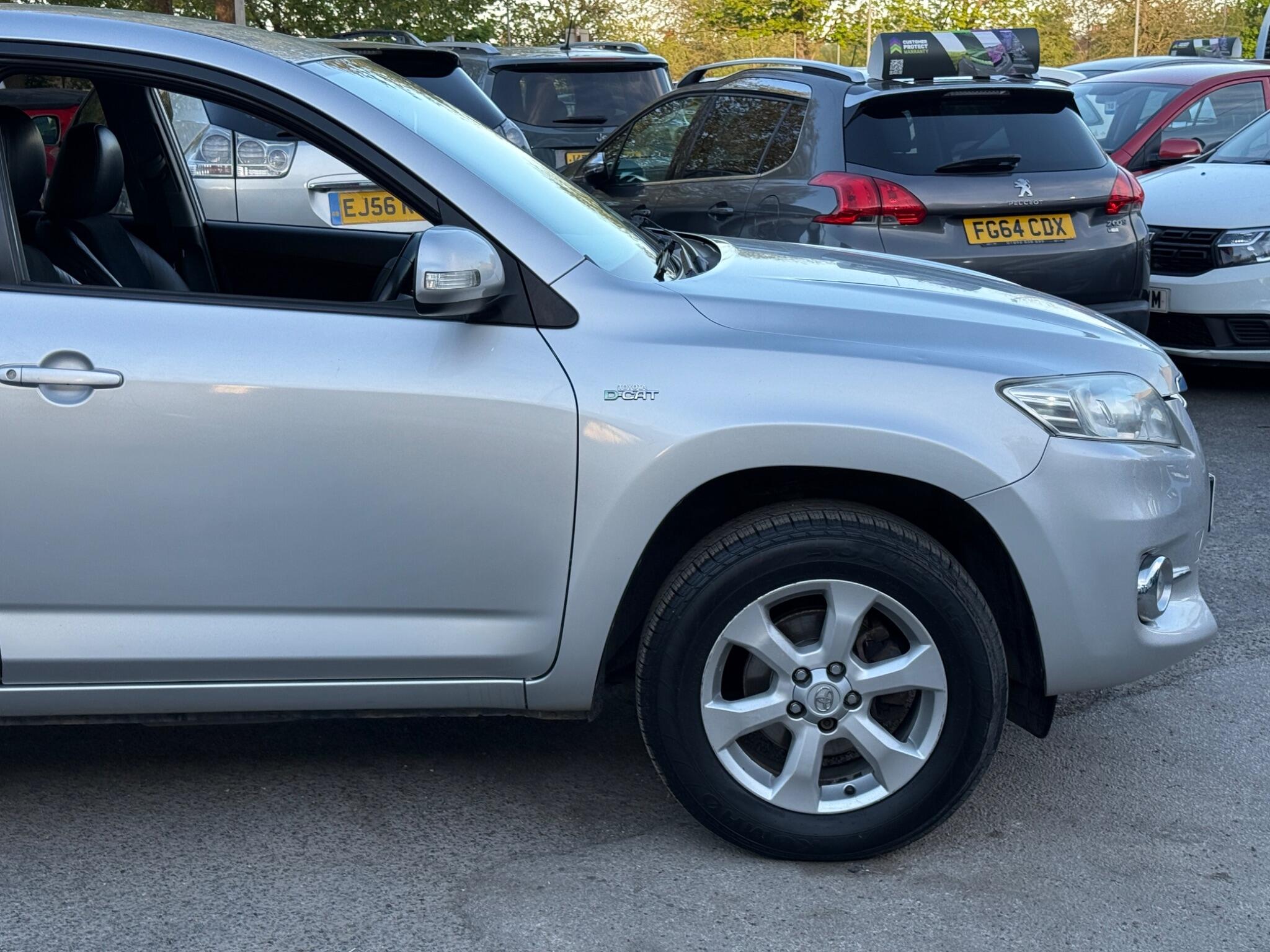 Toyota RAV4 - Image 21