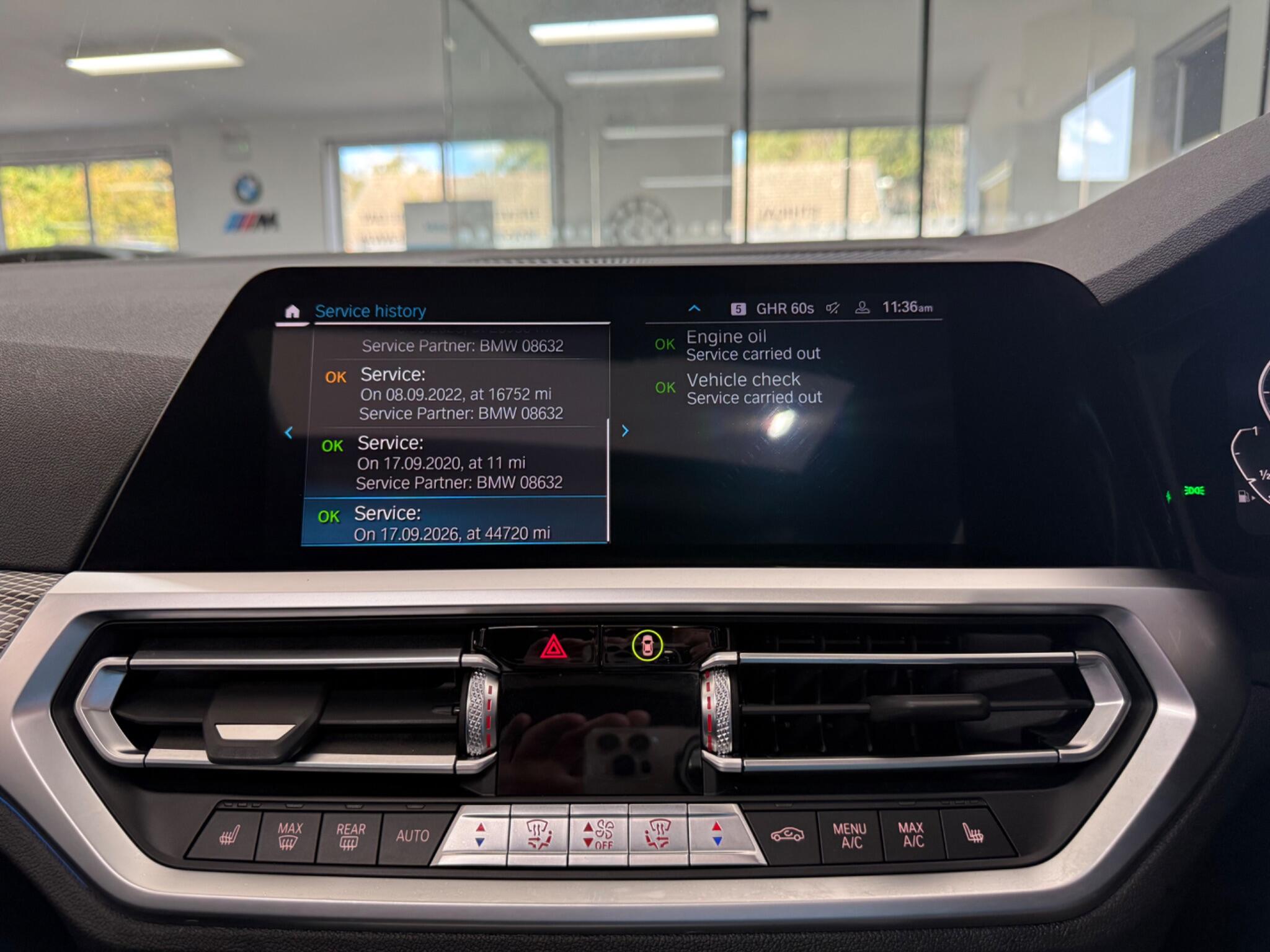 BMW 3 Series view 15