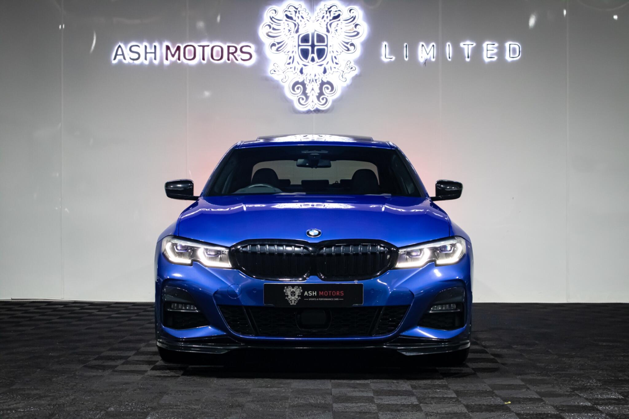 BMW 3 Series view 5