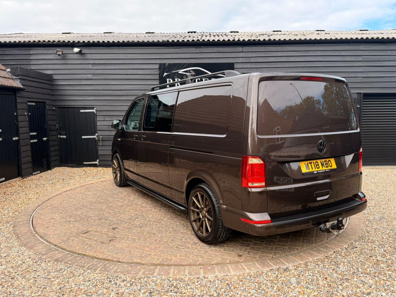 Volkswagen Transporter view 22