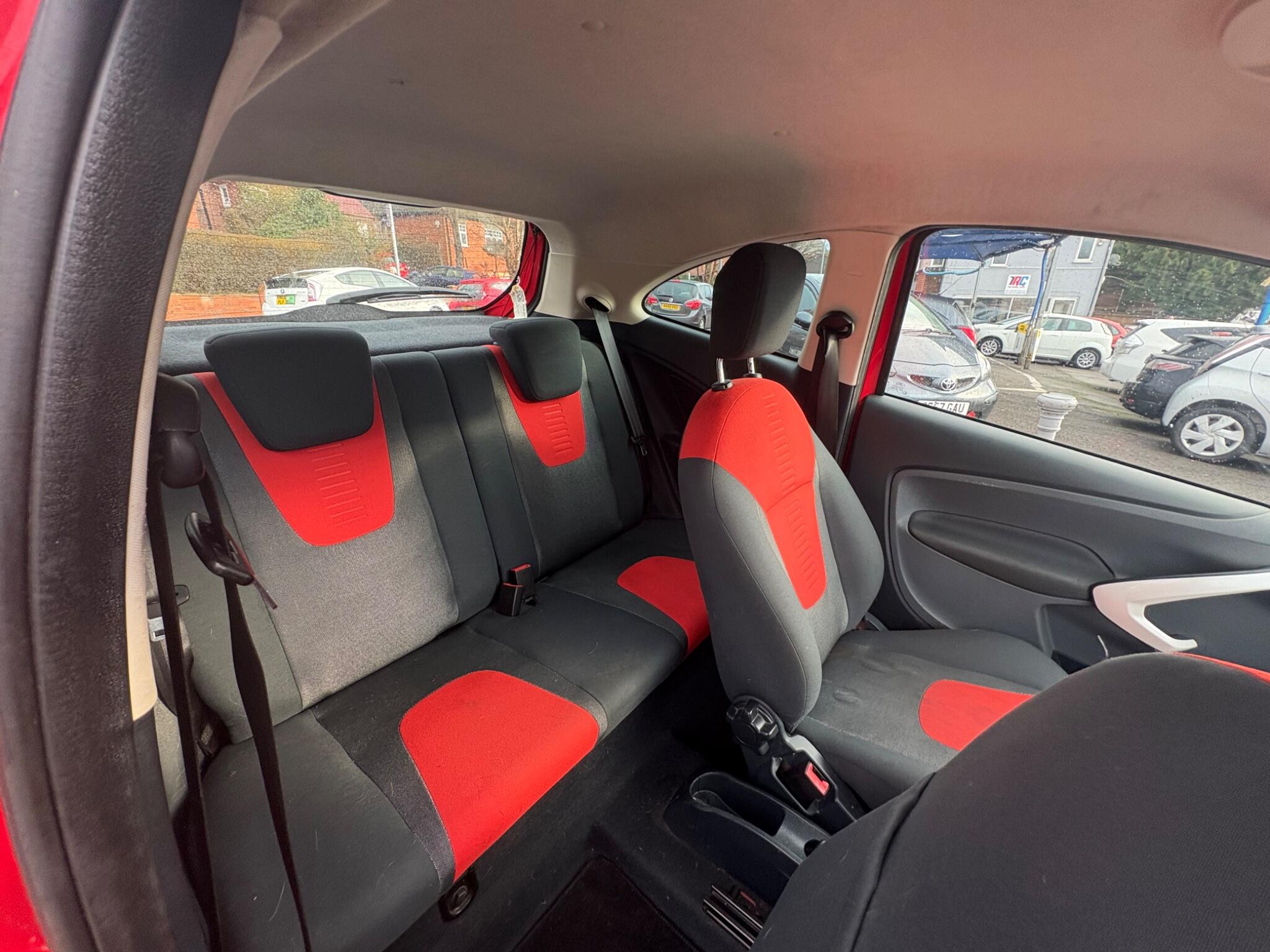 2015 Ford Ka 1.2 Zetec Euro 5 (s/s) 3dr • 97,801 miles image 36