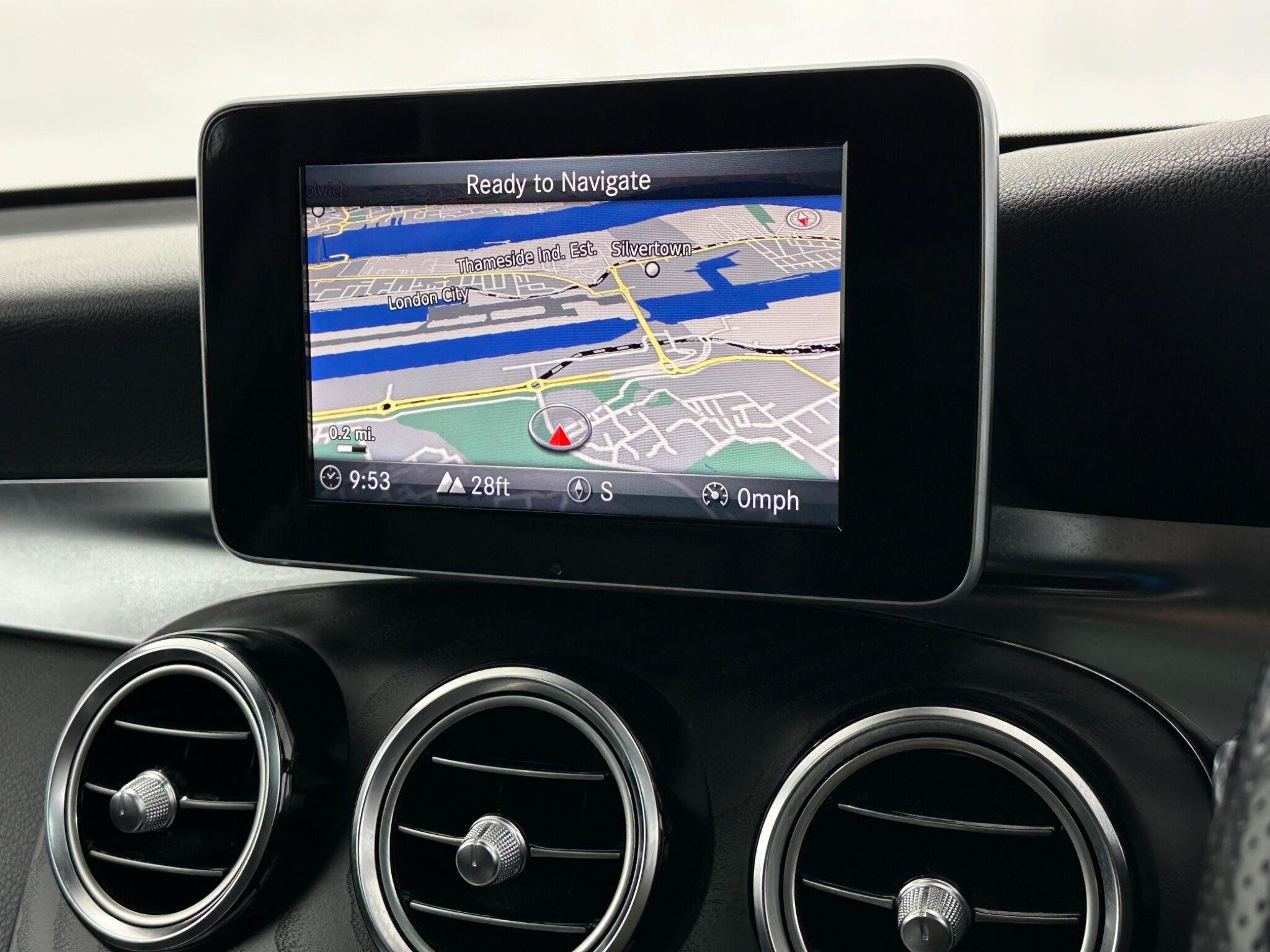 Mercedes-Benz GLC view 24
