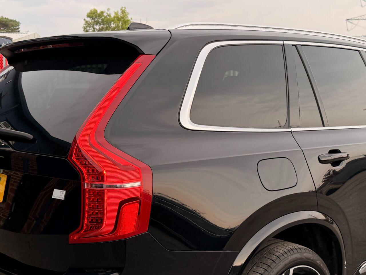 Volvo XC90 view 21