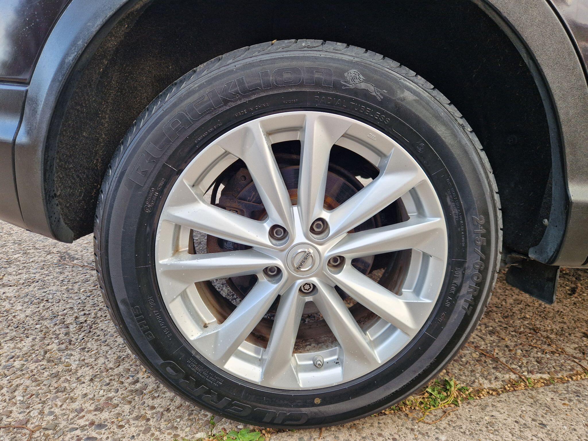 Nissan Qashqai view 35