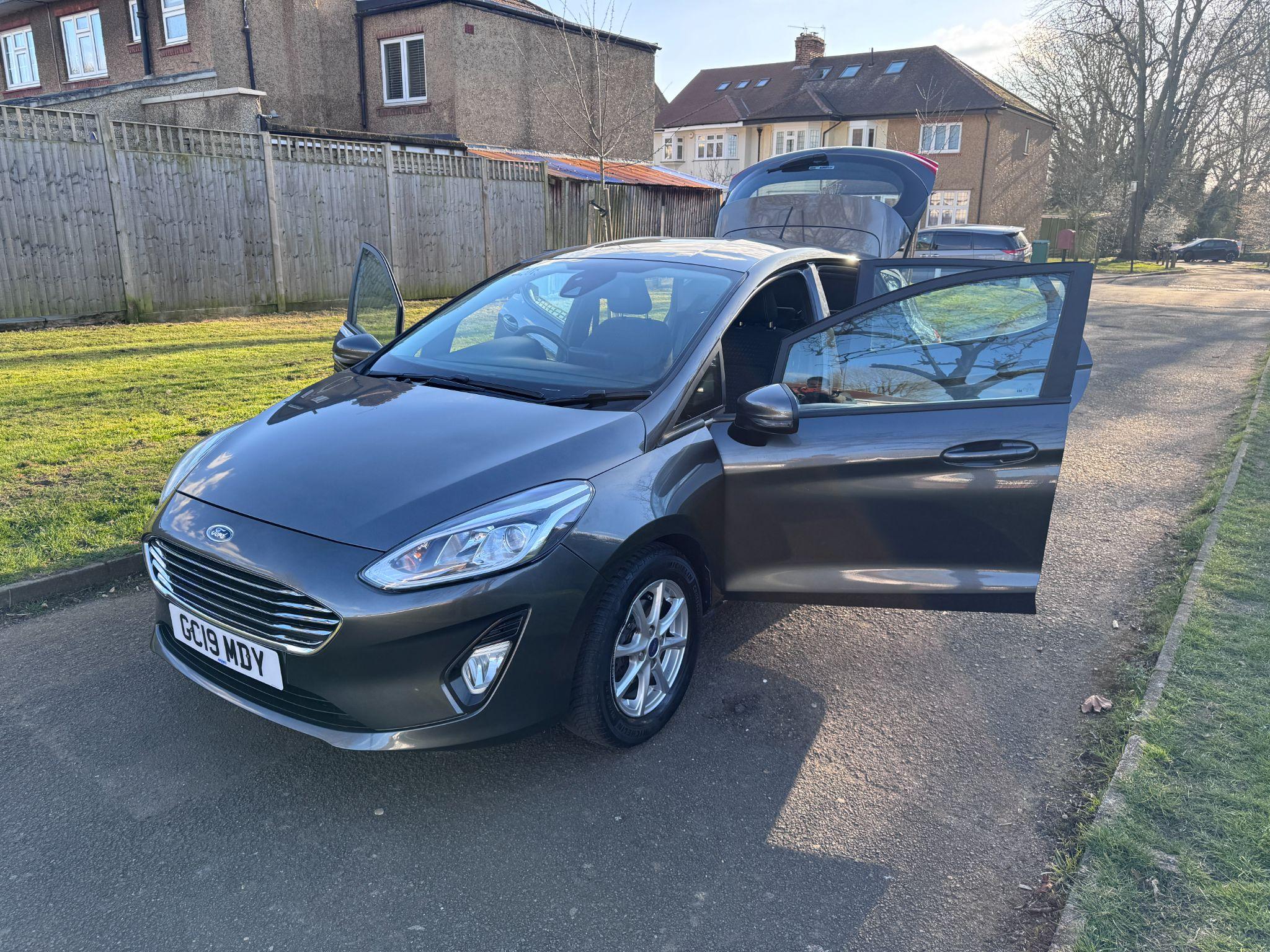2019 Ford Fiesta 1.1 Ti-VCT Zetec Euro 6 (s/s) 5dr • 38,000 miles image 41