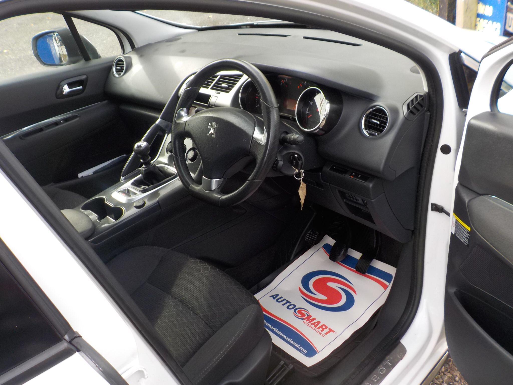 Peugeot 3008 1.6 HDi Active Euro 5 5dr