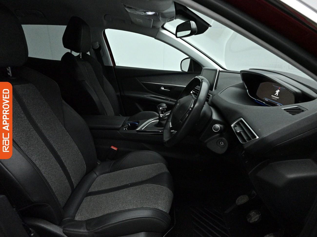 Peugeot 3008 view 11