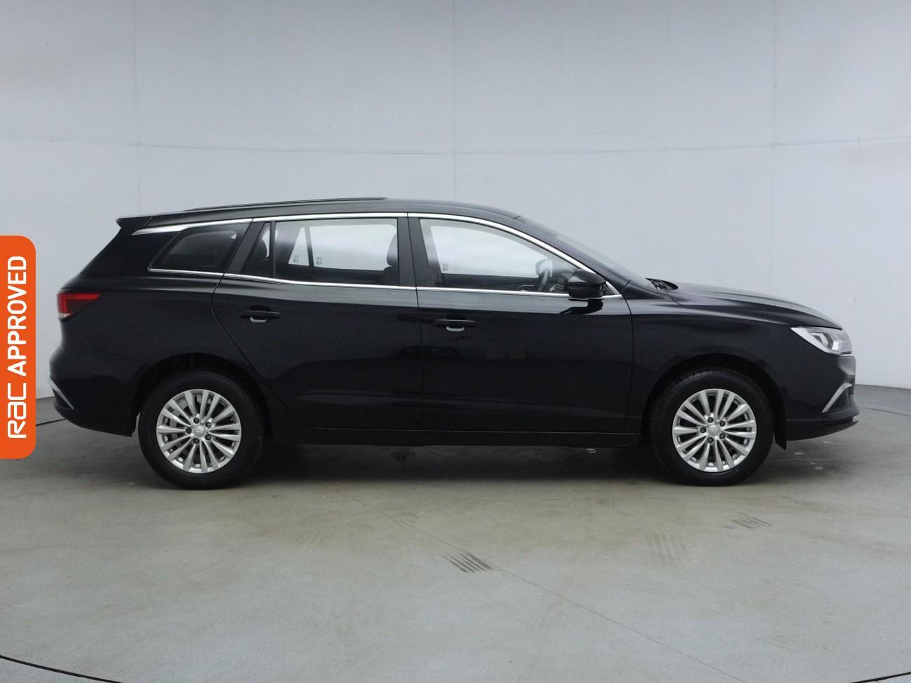 MG MG5 view 7